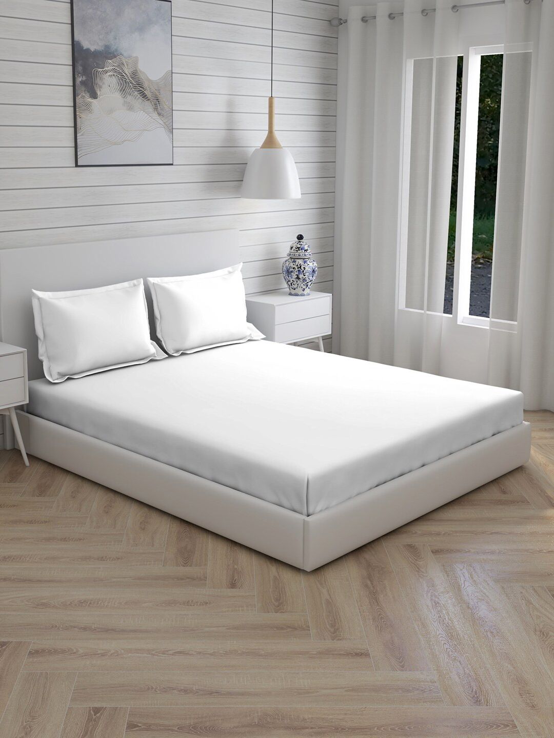 Boutique Living India White Solid 600 TC Cotton 1 King Bedsheet with 2 Pillow Covers Price in India