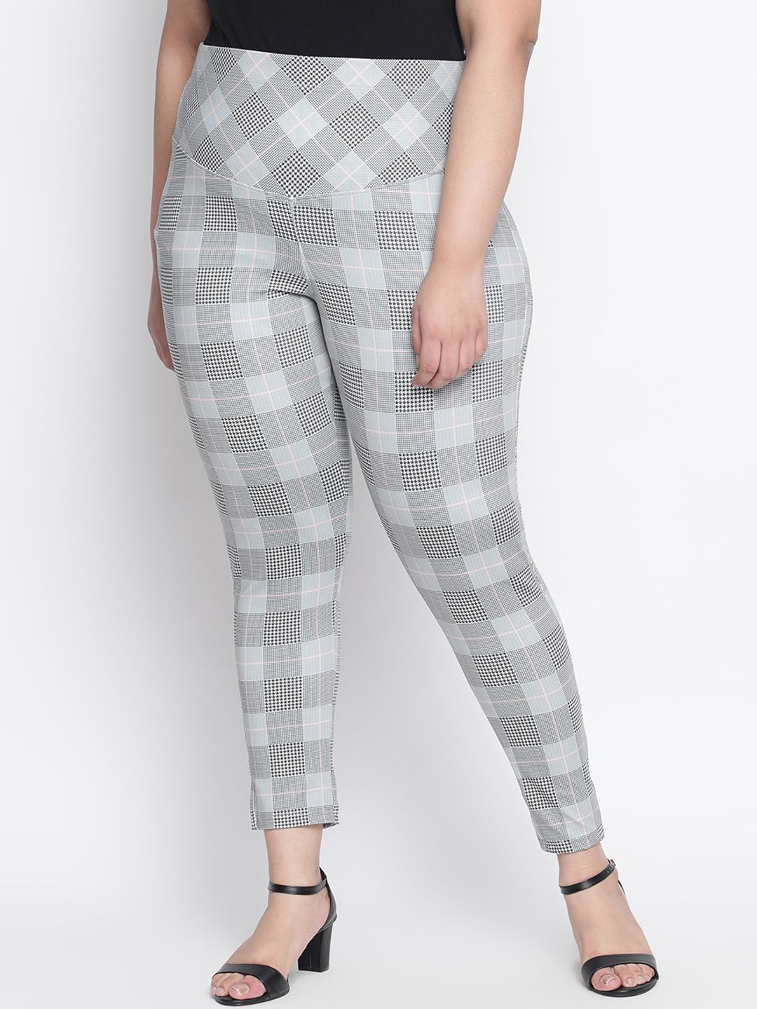 Amydus Women Plus Size Grey Regular Fit Checked Regular Trousers Price in India