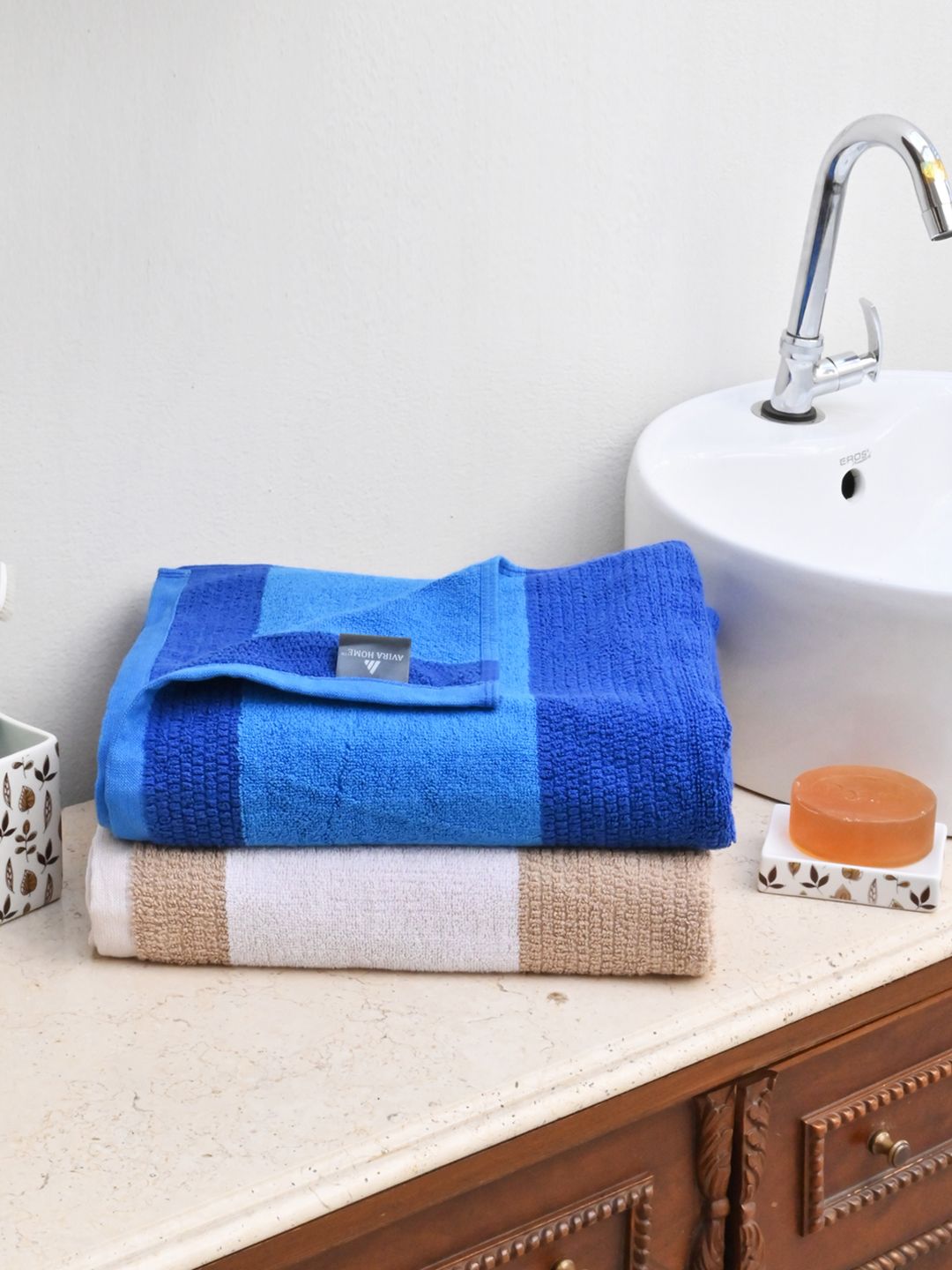 Avira Home Set of 2 650 GSM Bath Towels Price in India