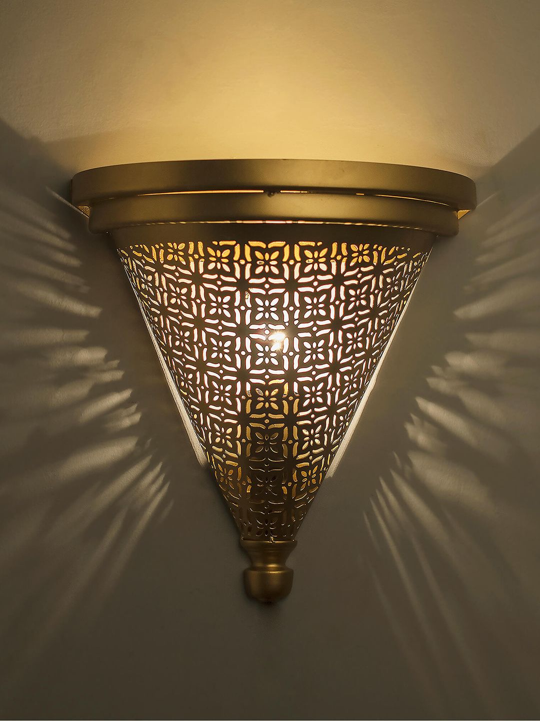 Homesake Gold-Toned Moroccan Trophy Cube Pattern Wall Lamp Price in India