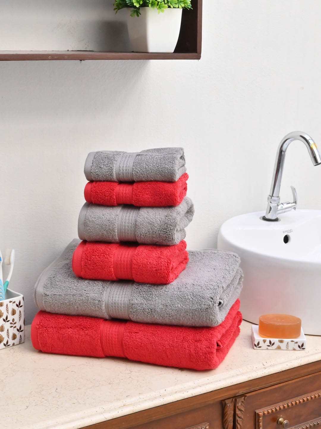 Avira Home Unisex Pack of 8 Solid Luxurious Zero Twist 500 GSM Towels Price in India