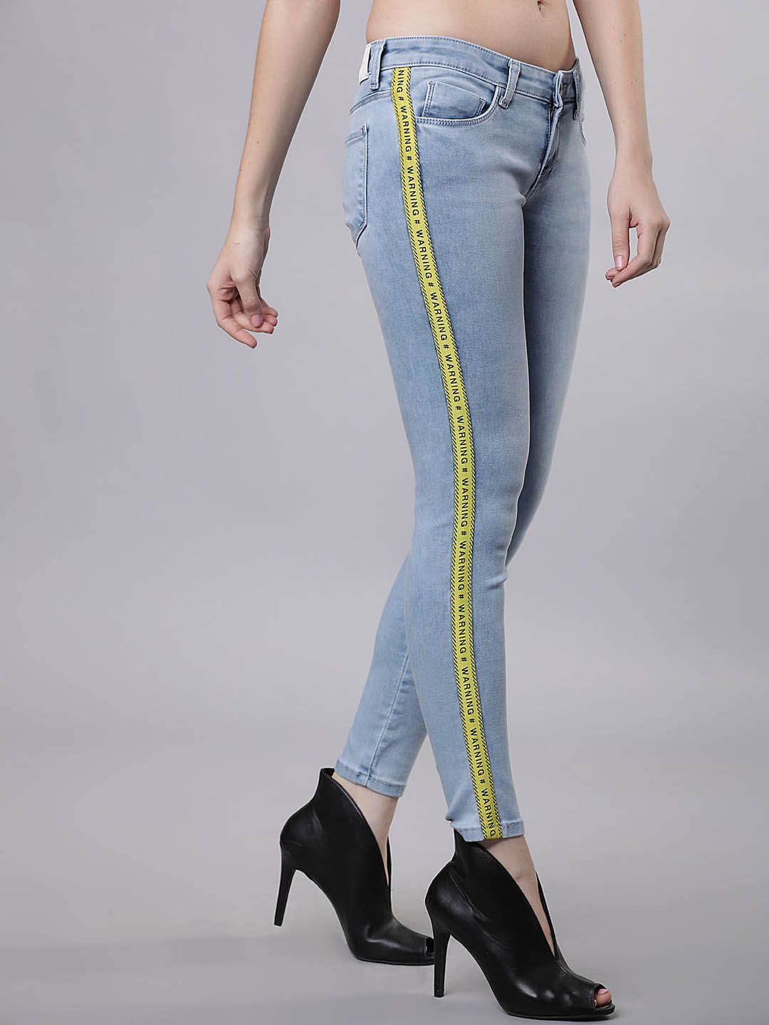 Tokyo Talkies Women Blue Skinny Fit Mid-Rise Clean Look Stretchable Jeans Price in India
