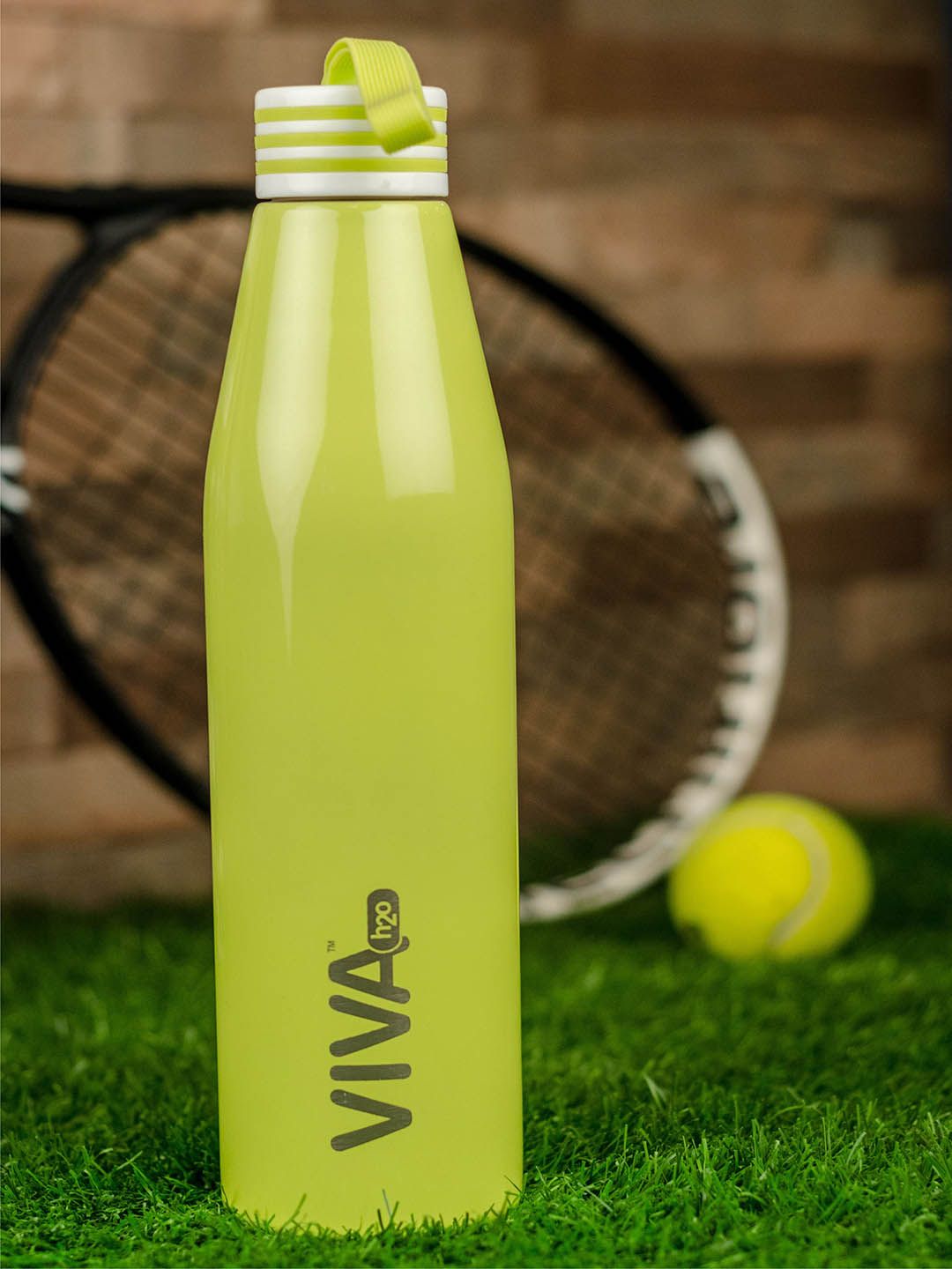 VIVA h2o Green Solid Double Wall Stainless Steel Vaccum Insulated Water Bottle 900 ml Price in India