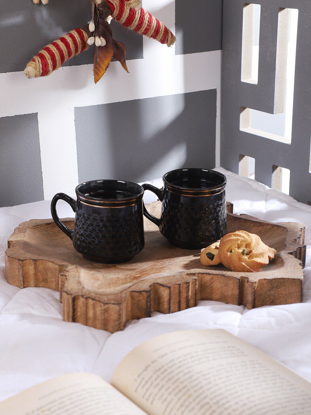 CDI Black 6-Pieces Solid Bone China Cup Set Price in India