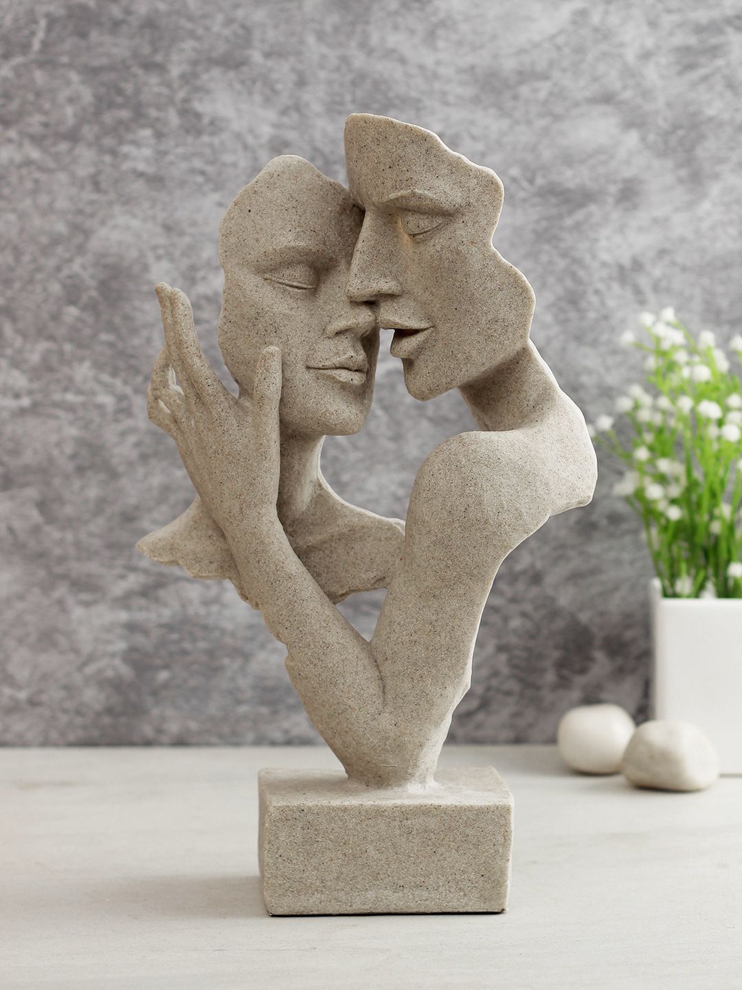 TAYHAA Cream-Coloured Loving Couple Figurine Showpiece Price in India