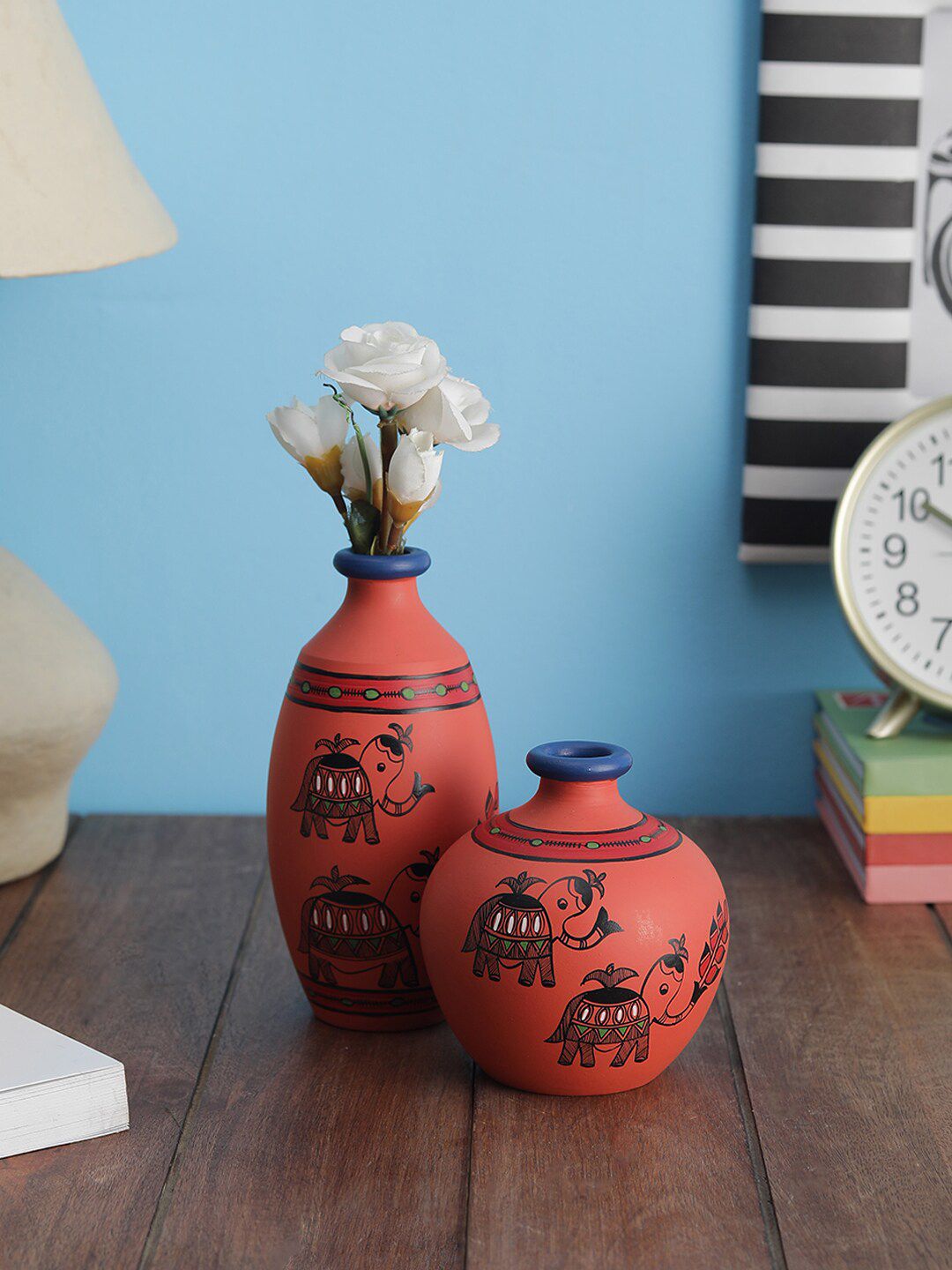 VarEesha Set Of 2 Coral-Coloured & Black Hand Painted Madhubani Terracotta Flat Flower Vases Price in India