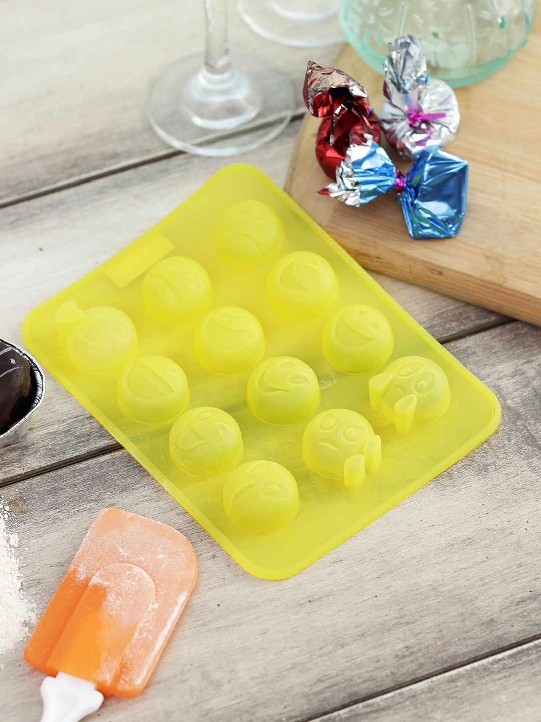 HAZEL Yellow Solid 10 Cavity Silicone Smiley Shape Chocolate Ice Cube Mould Price in India
