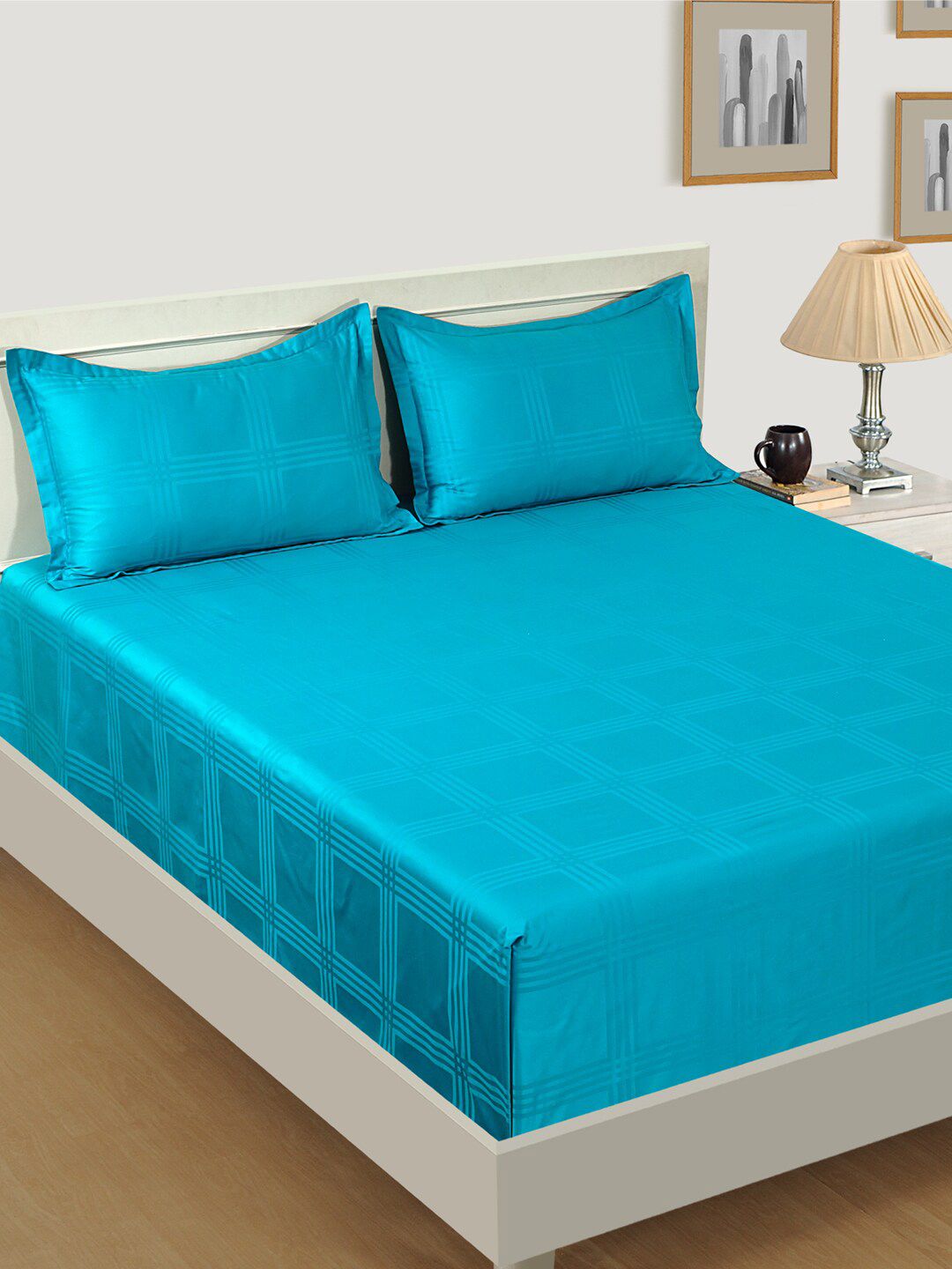 SWAYAM Blue Geometric 600 TC Cotton 1 Extra Large Bedsheet with 2 Pillow Covers Price in India