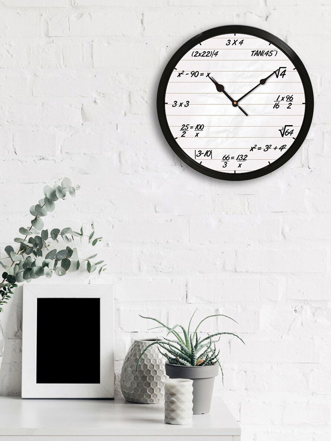 eCraftIndia White & Black Round Printed 31cm Analogue Wall Clock Price in India