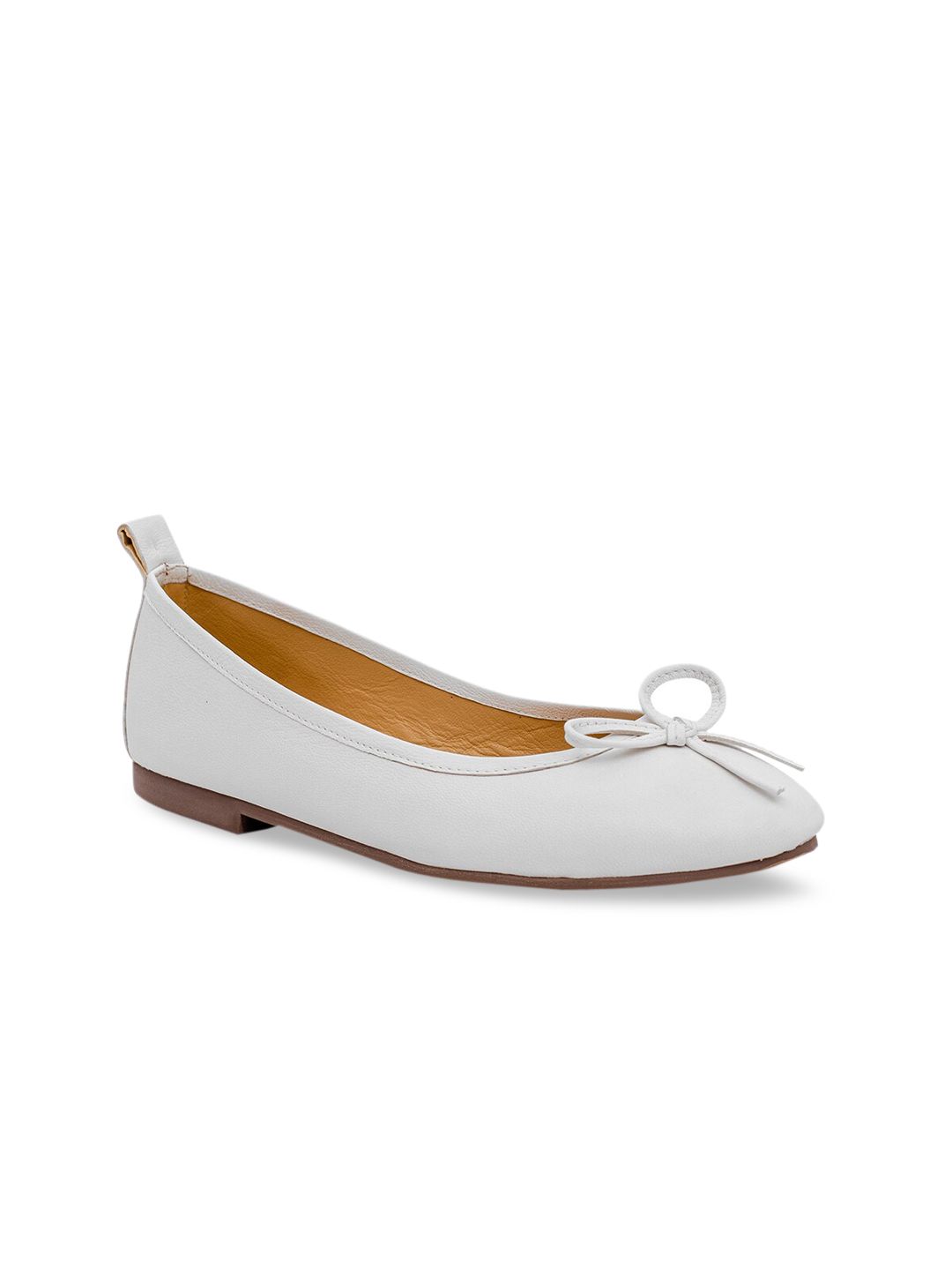 Eske Women White Solid Leather Ballerinas