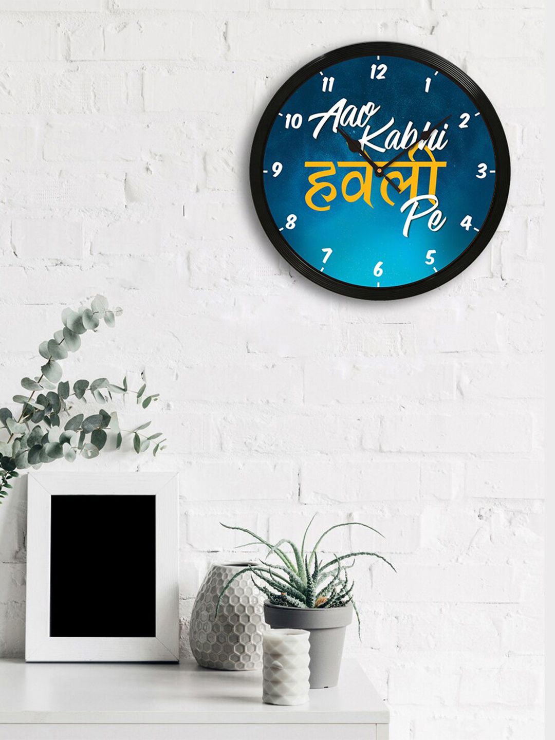 eCraftIndia Black Round Printed Analogue Wall Clock Price in India