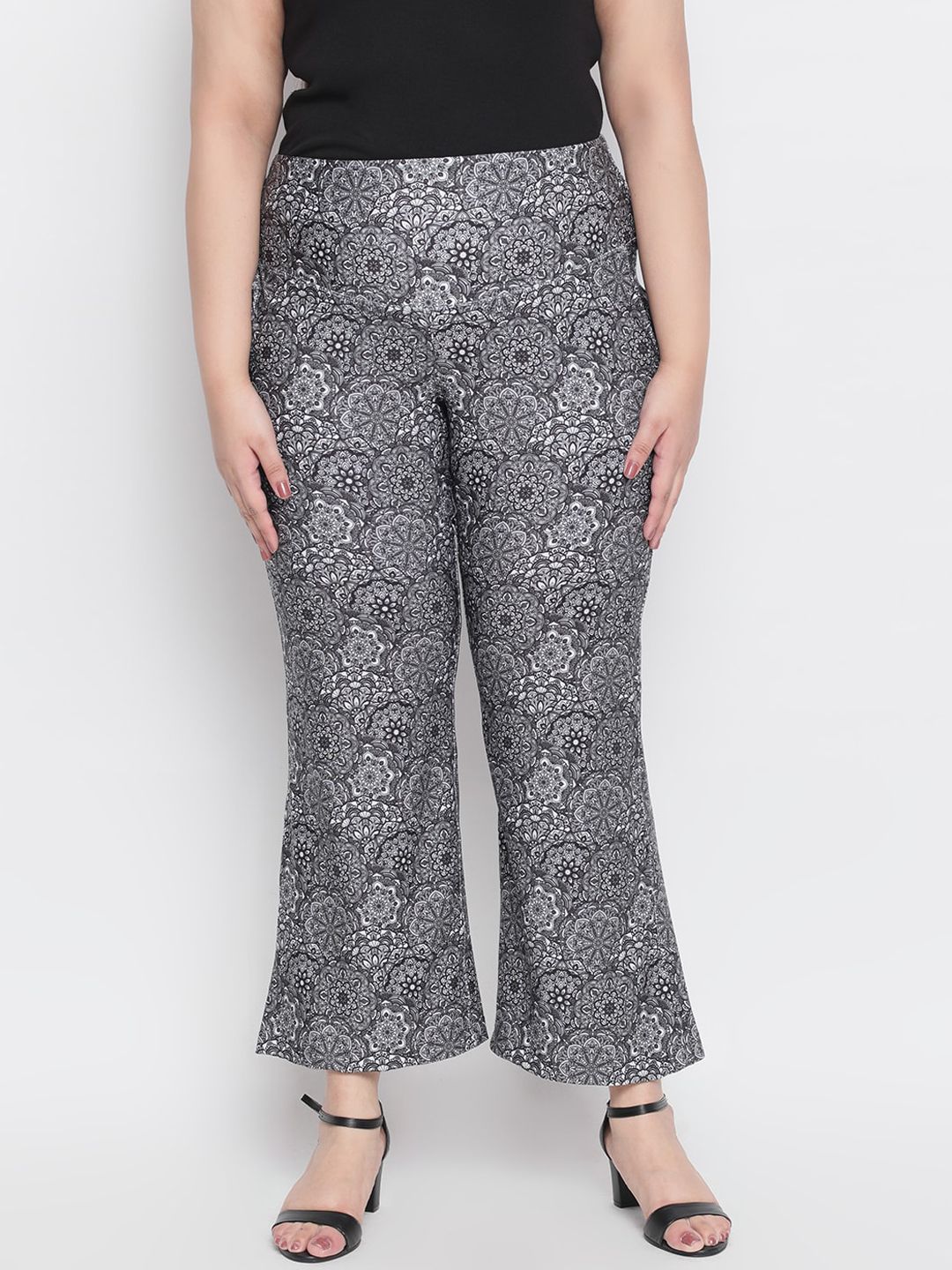 Amydus Women Plus Size Black Regular Fit Printed Parallel Trousers Price in India