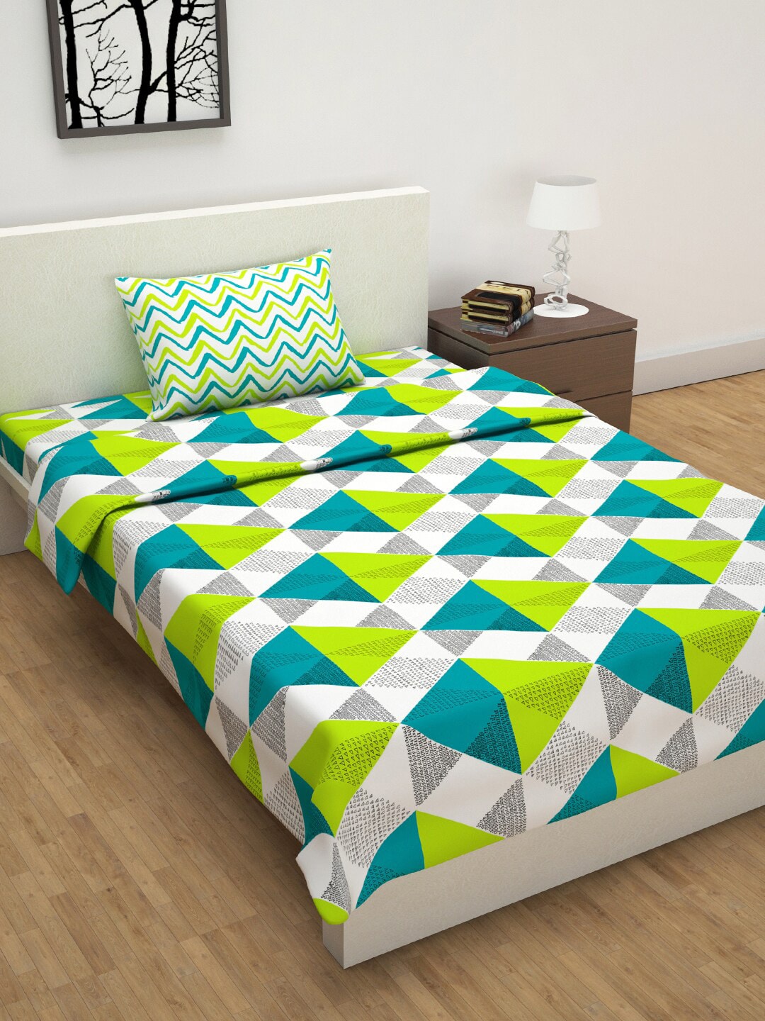 Divine Casa Unisex Green & White Geometric Single Bed Bedsheet With Pillow Cover & Dohar Price in India