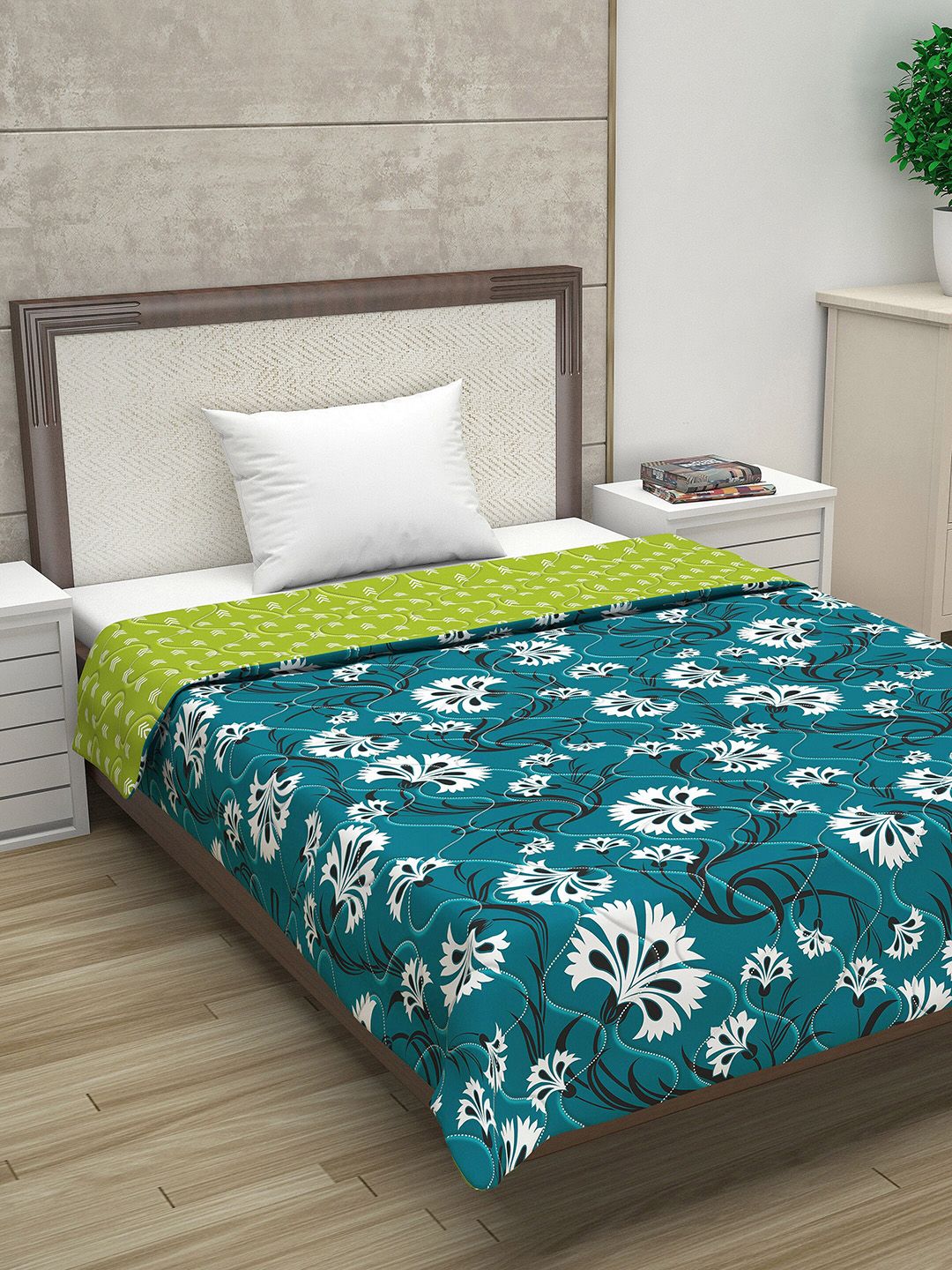Divine Casa Turquoise Blue & Green Floral Mild Winter 110 GSM Single Bed Comforter Price in India