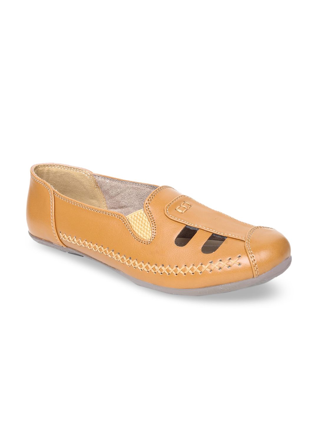 VALIOSAA Women Beige & Black Colourblocked Ballerinas