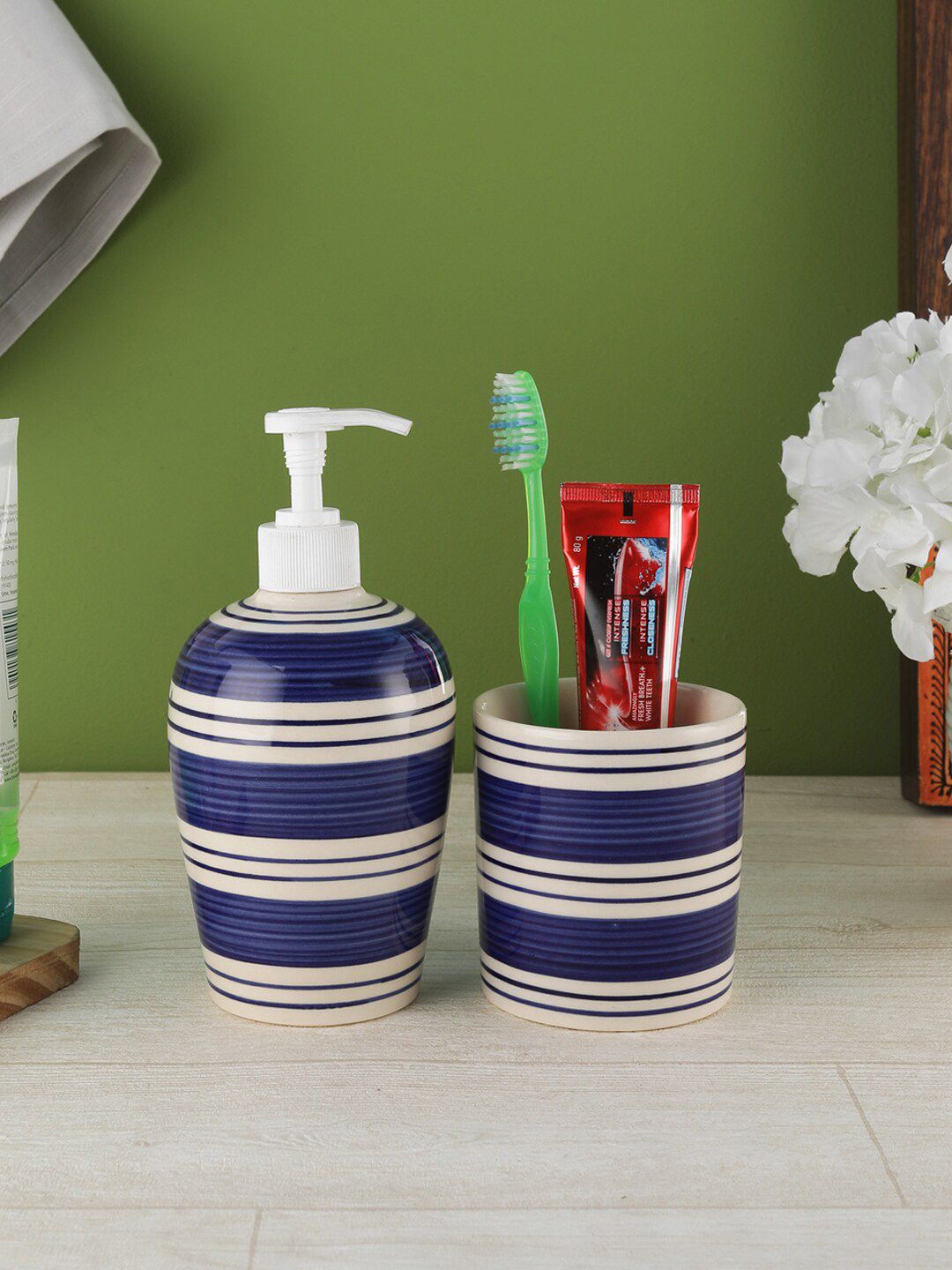 VarEesha Set Of 2 Blue & Off-White Striped Ceramic Bathroom Accessories Price in India