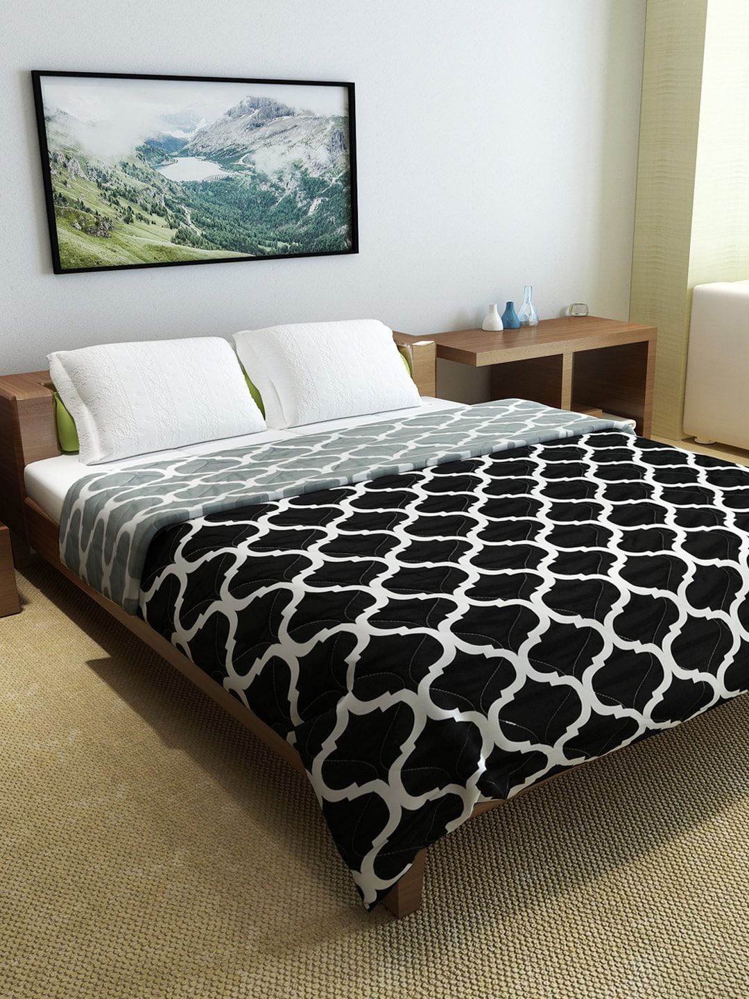 Divine Casa Black & White Geometric Mild Winter 120 GSM Double Bed Comforter Price in India