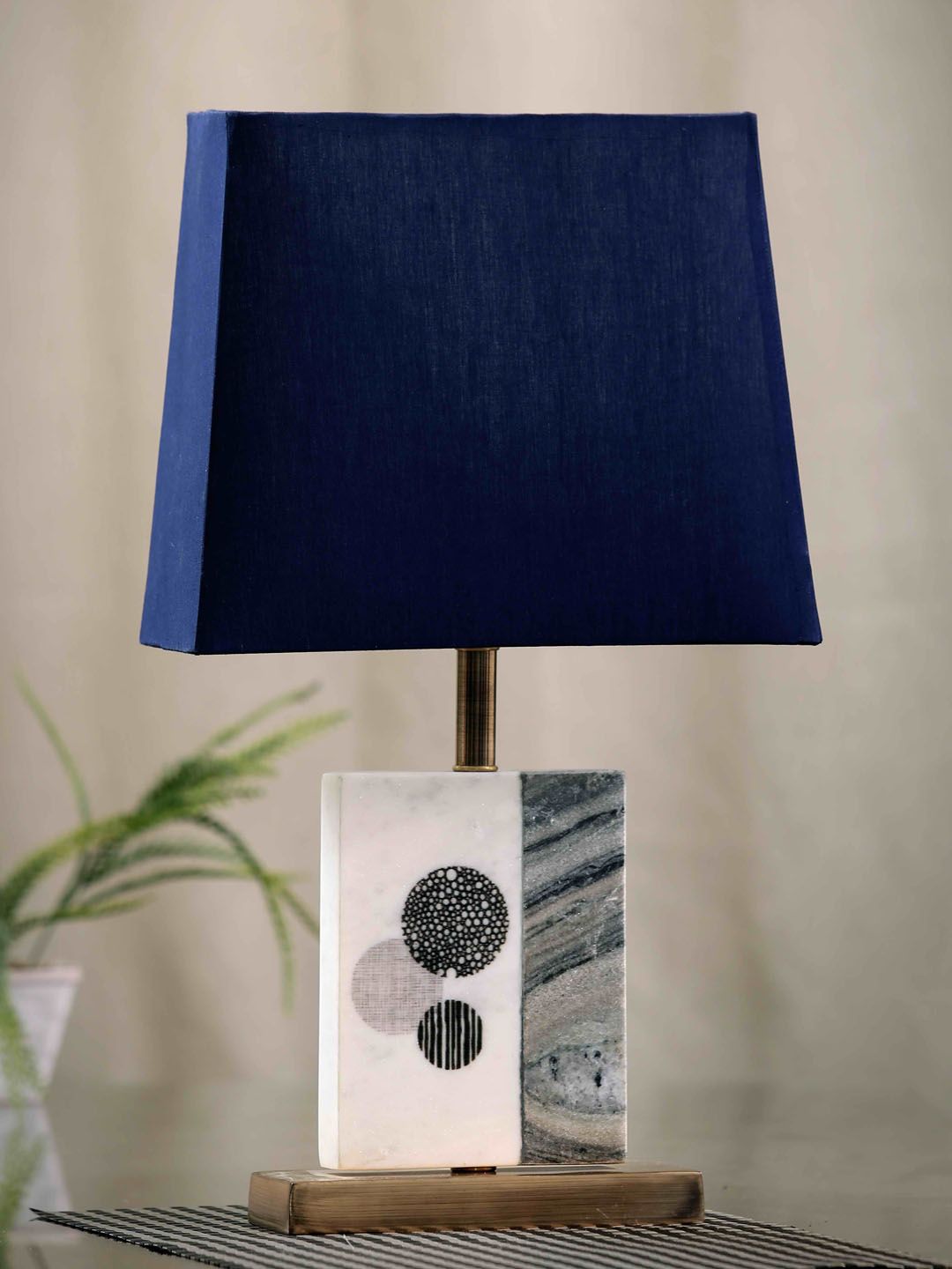 POSH-N-PLUSH Blue & White Solid Winged Marble Table Lamp Price in India