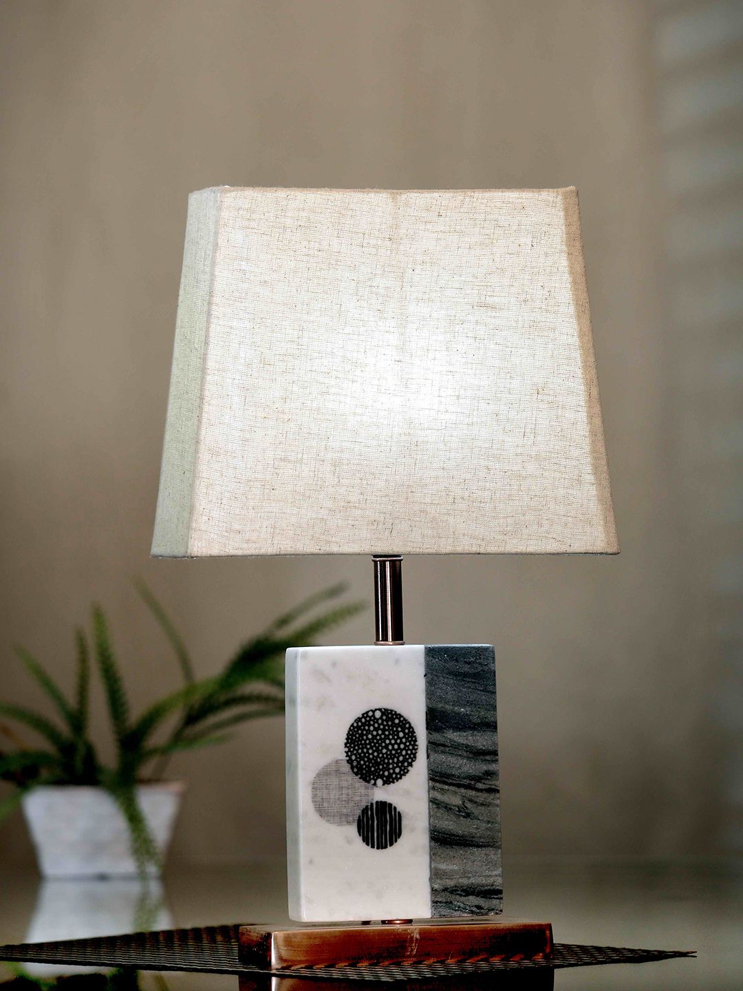 POSH-N-PLUSH Beige & Black Solid Marble Lamp Price in India