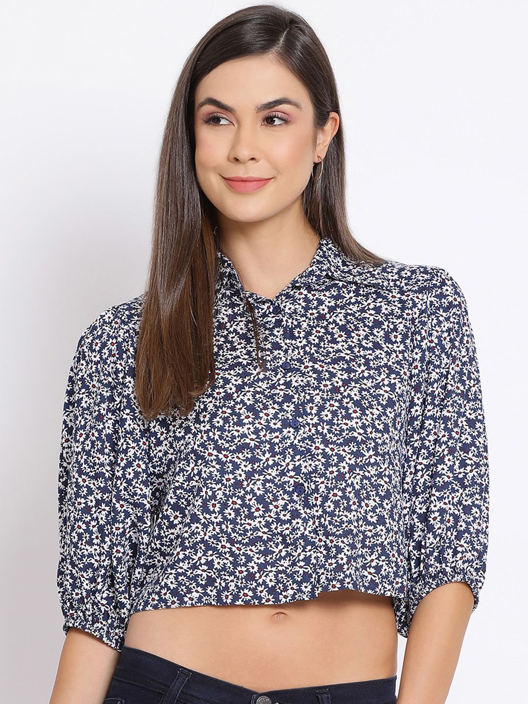 Oxolloxo Women Navy Blue & Off-White Regular Fit Printed Casual Shirt