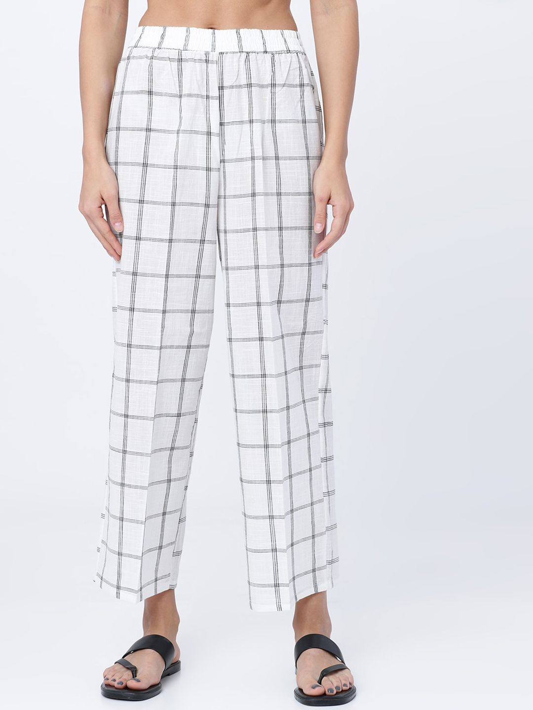Vishudh Women Off White & Black Checked Cropped Straight Palazzos Price in India