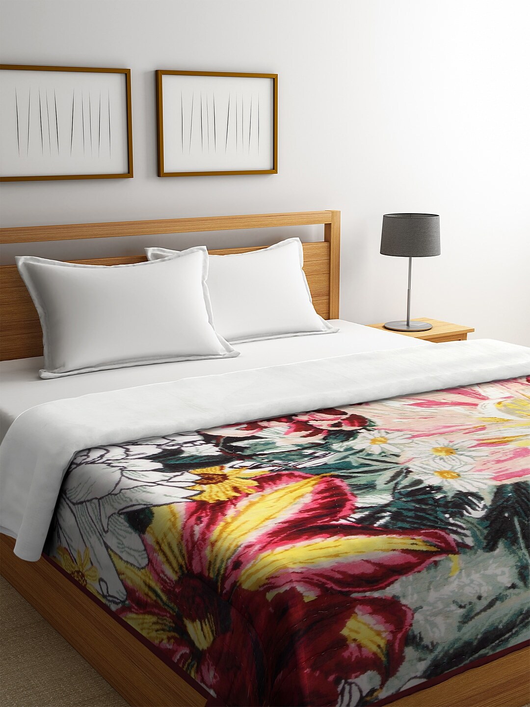 REME White & Pink Digital Floral Printed Organic-Cotton Heavy Winter 150 GSM Double Bed Quilt Price in India