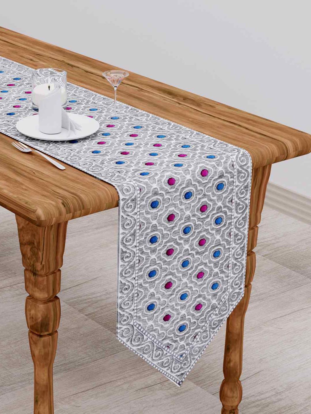 Clasiko Grey & White Woven Design 300 TC Table Runner Price in India