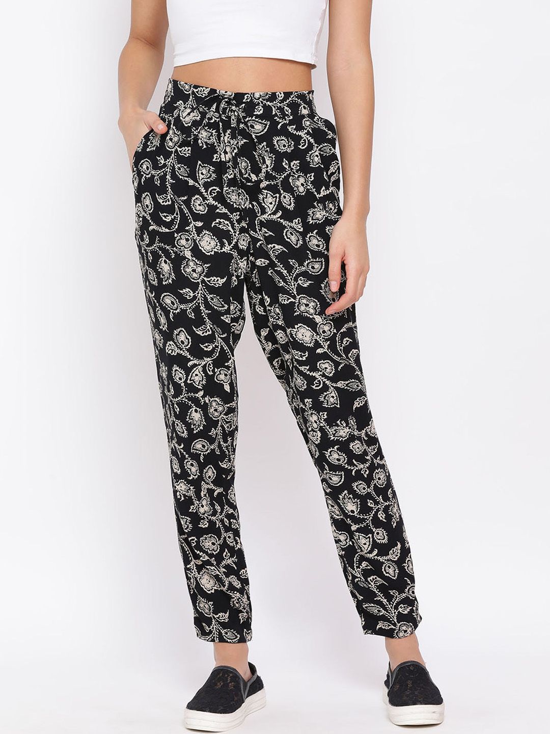 Oxolloxo Women Black & White Regular Fit Printed Regular Trousers Price in India