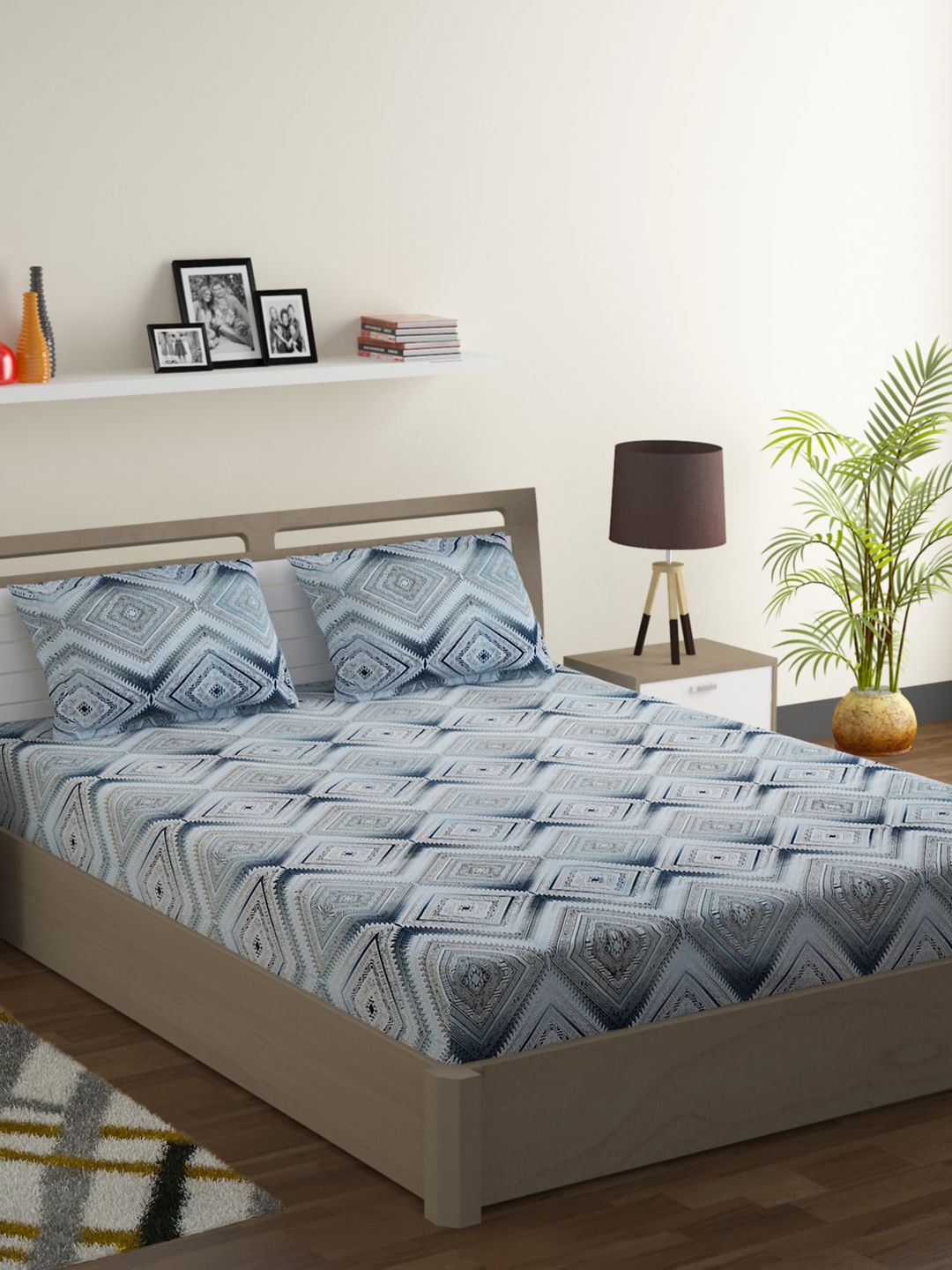 SWAYAM Blue & Grey Geometric 200 TC Cotton 1 King Bedsheet with 2 Pillow Covers Price in India