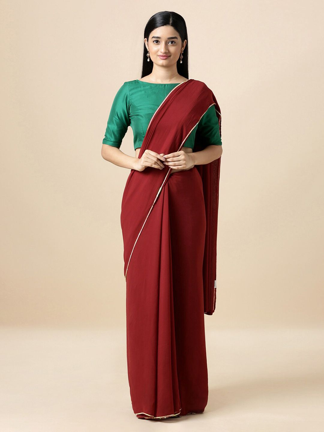 Taneira Red Solid Pure Georgette Saree