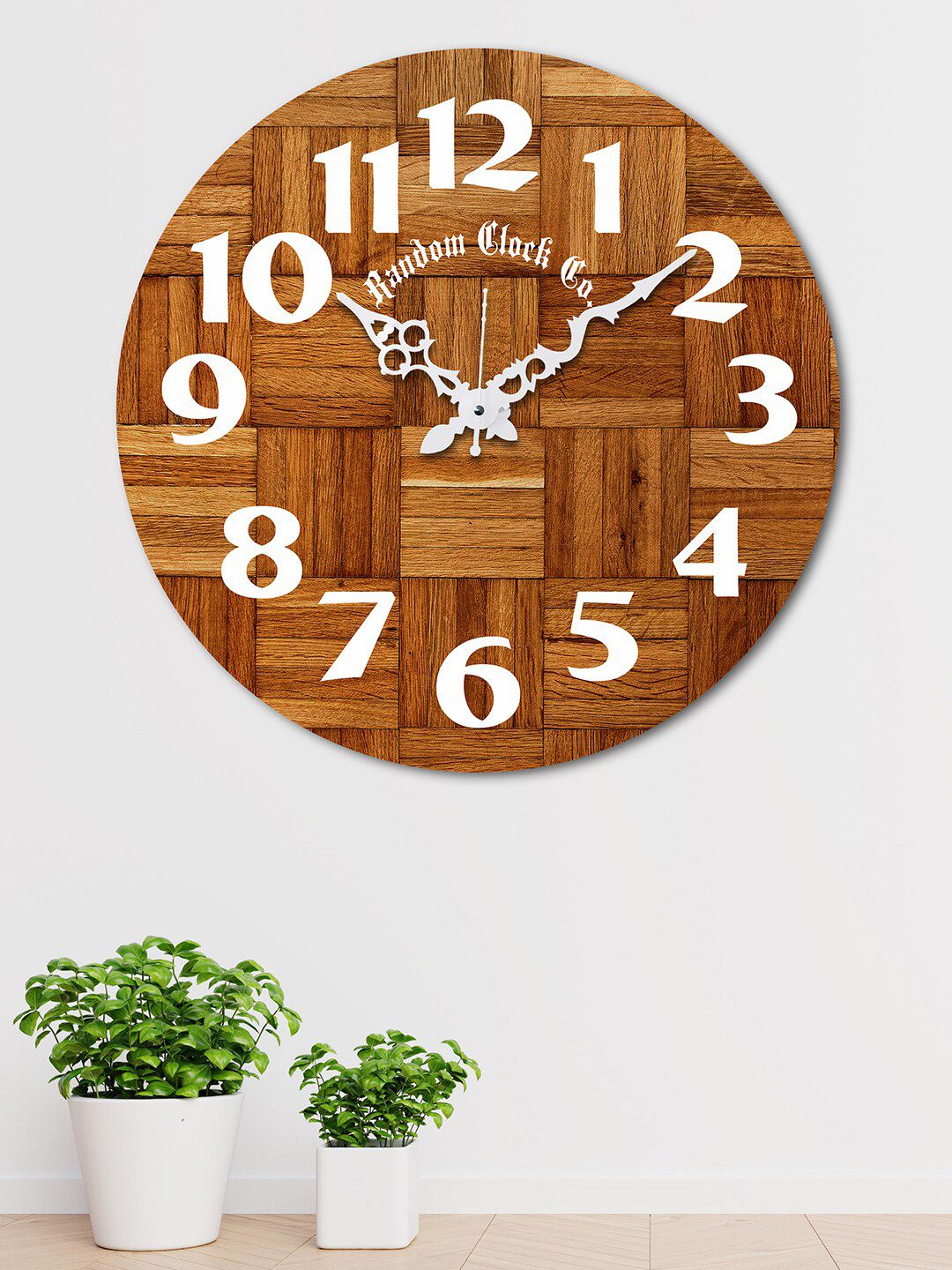 RANDOM Brown & White Printed 38.1 cm New Modern Rustic Wooden Analogue Wall Clock Price in India