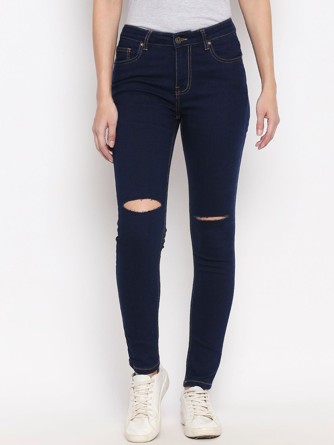 People Women Blue Skinny Fit Jeans Price in India