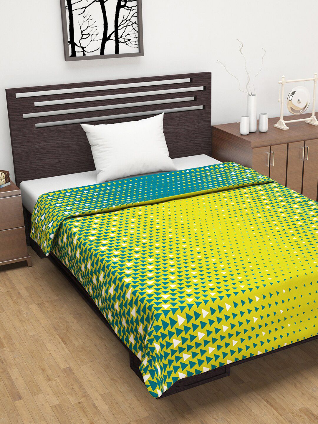 Divine Casa Green & Yellow Geometric 110 GSM Mild Winter Single Bed Dohar Price in India