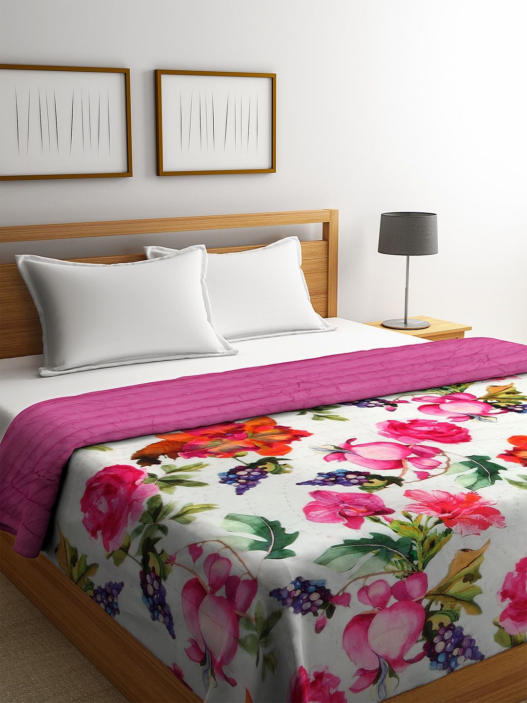 REME White & Pink Floral AC Room 150 GSM Double Bed Quilt Price in India
