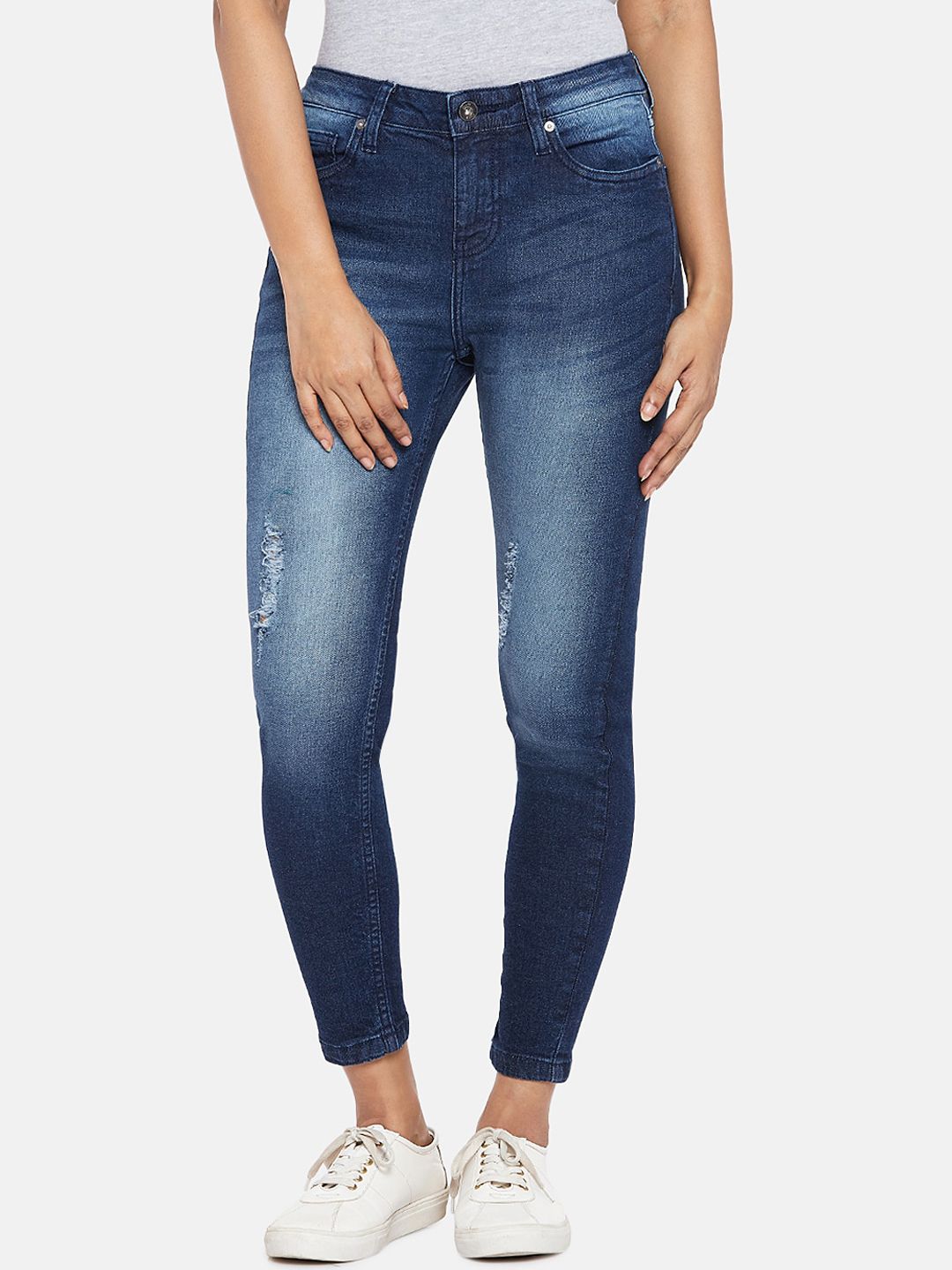 People Women Blue Skinny Fit Mid-Rise Low Distress Jeans Price in India