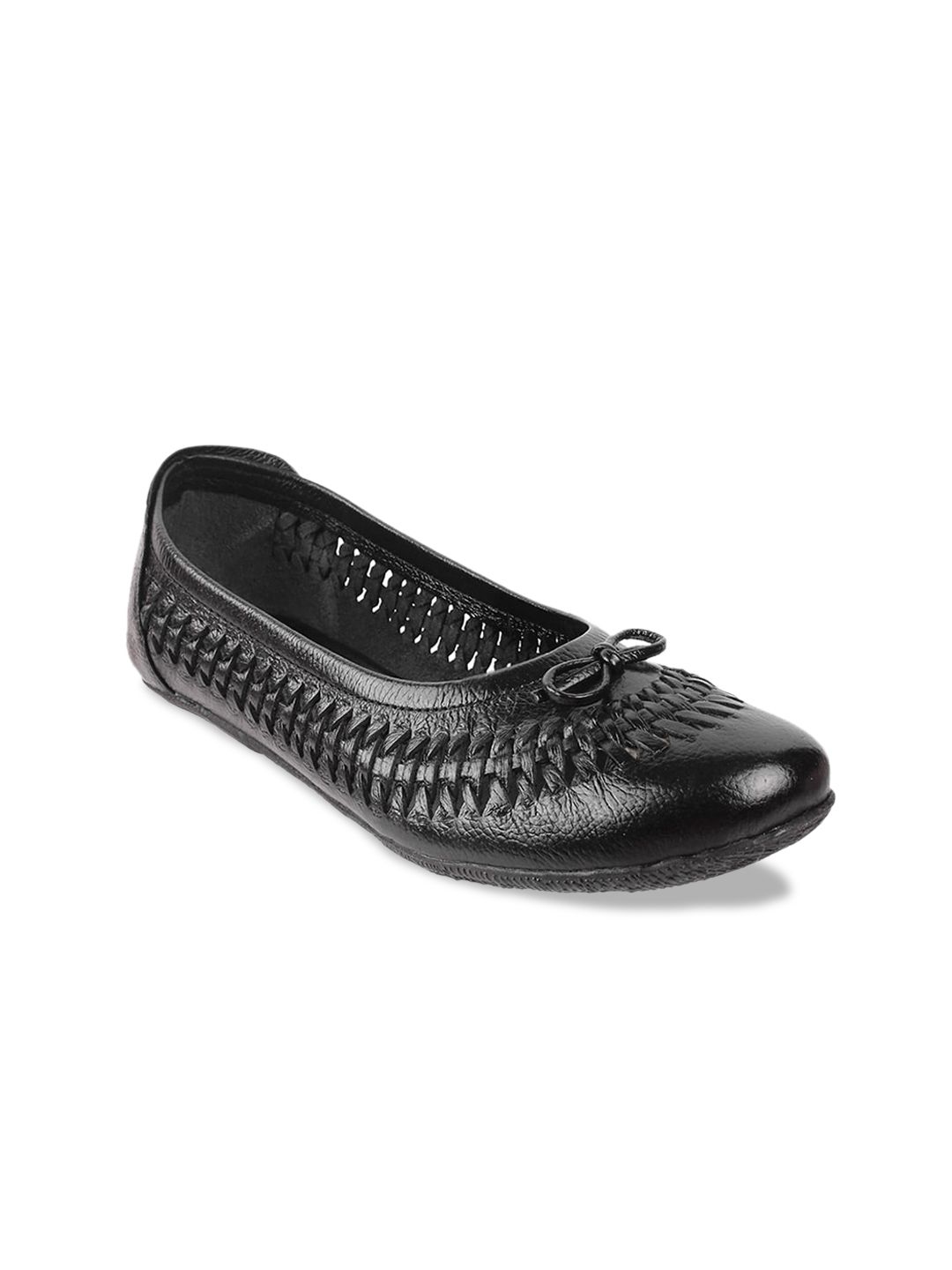 Metro Women Black Solid Leather Ballerinas