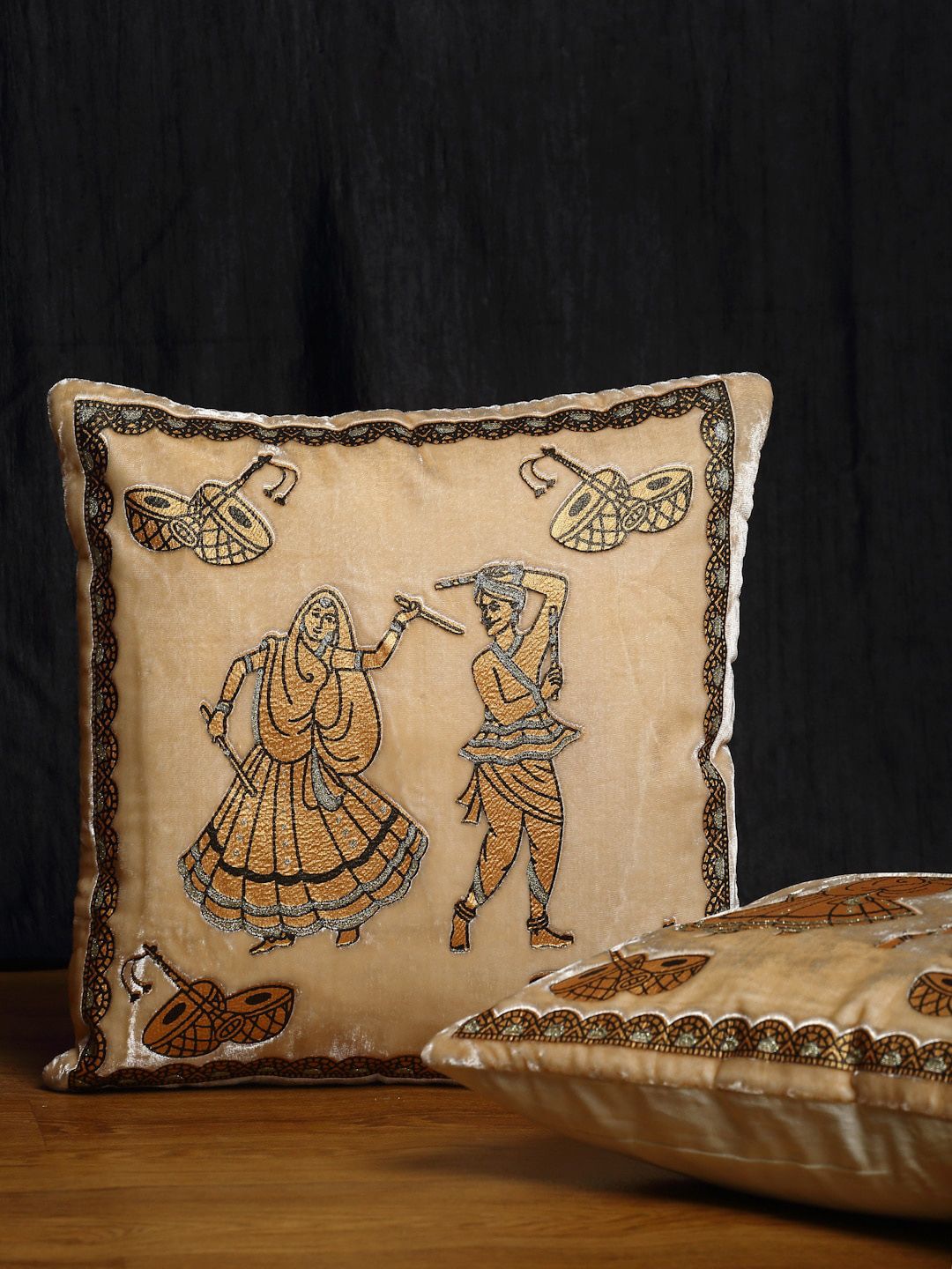 HOSTA HOMES Cream-Coloured & Gold-Toned Set of 2 Ethnic Motifs Square Cushion Covers Price in India