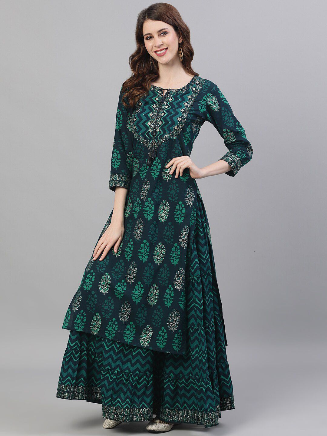 Ishin Women Navy Blue & Green Printed Kurta with Skirt Price in India