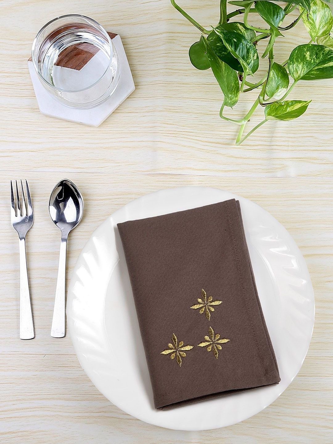 BLANC9 Set of 6 Taupe & Gold-Colour Embroidered Table Napkins Price in India