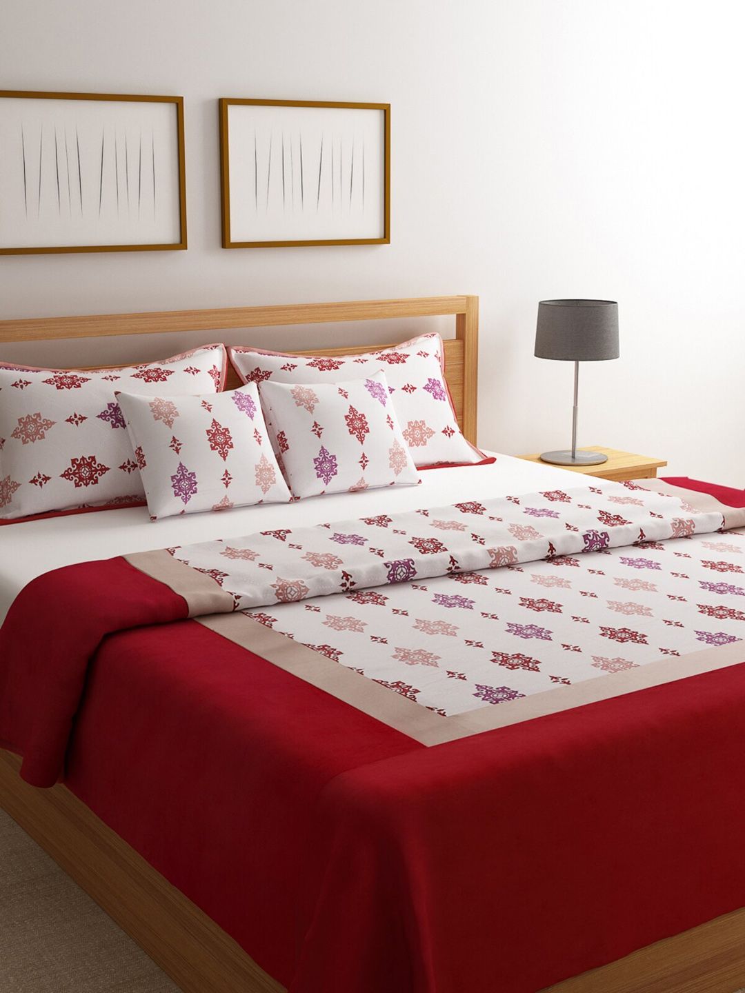 ROMEE White & Red Ethnic Motifs 300 TC Bed Cover With 2 Pillow Covers & 2 Cushion Covers Price in India