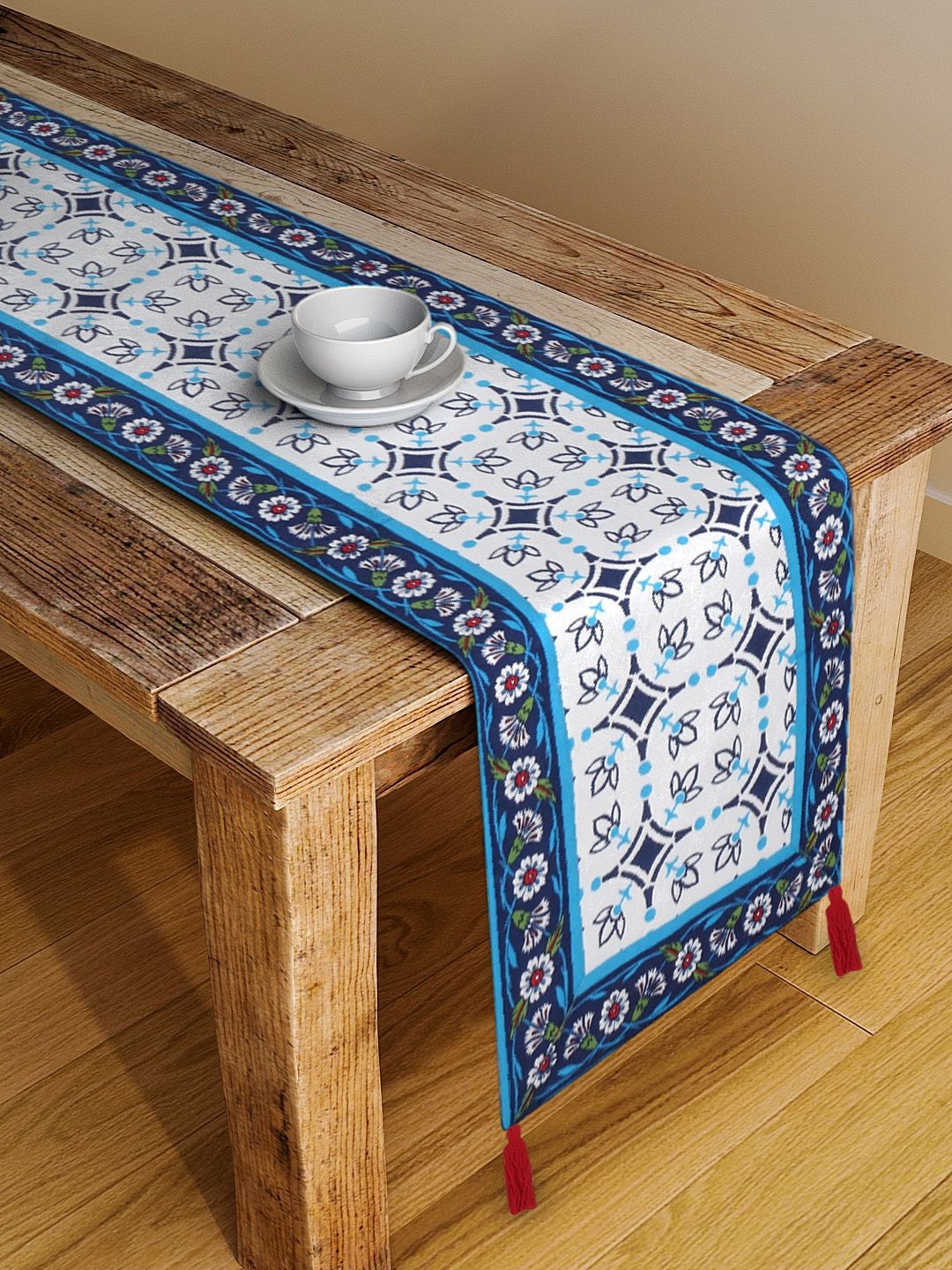 BLANC9 Blue & White Printed Table Runner Price in India