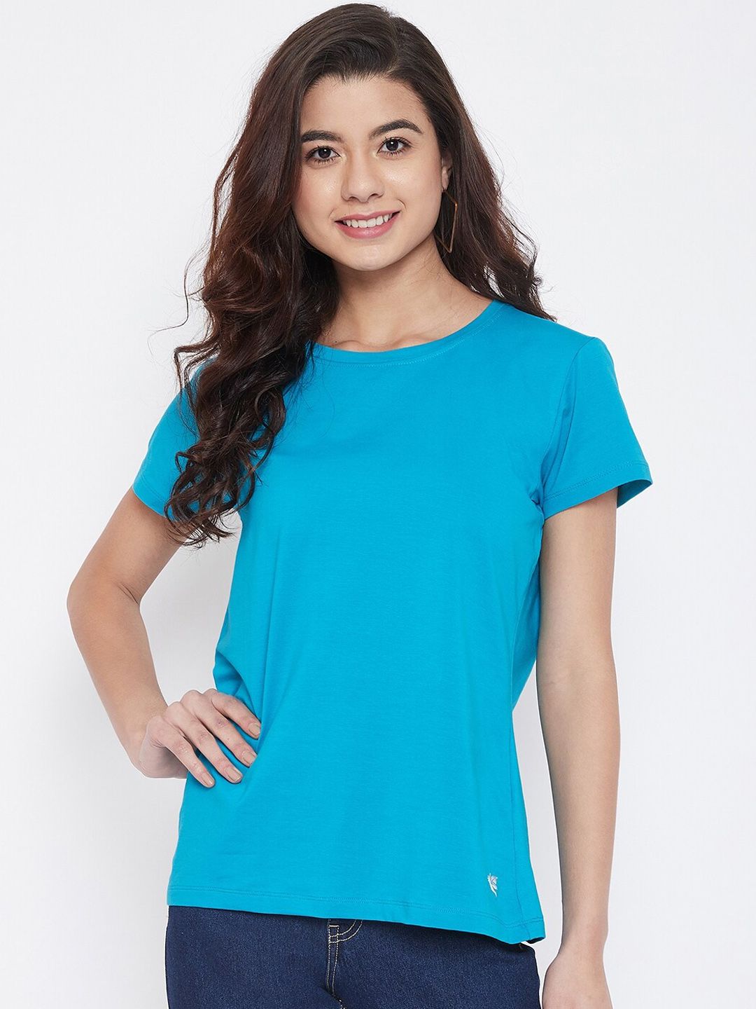 Camey Women Turquoise Blue Solid Round Neck T-shirt