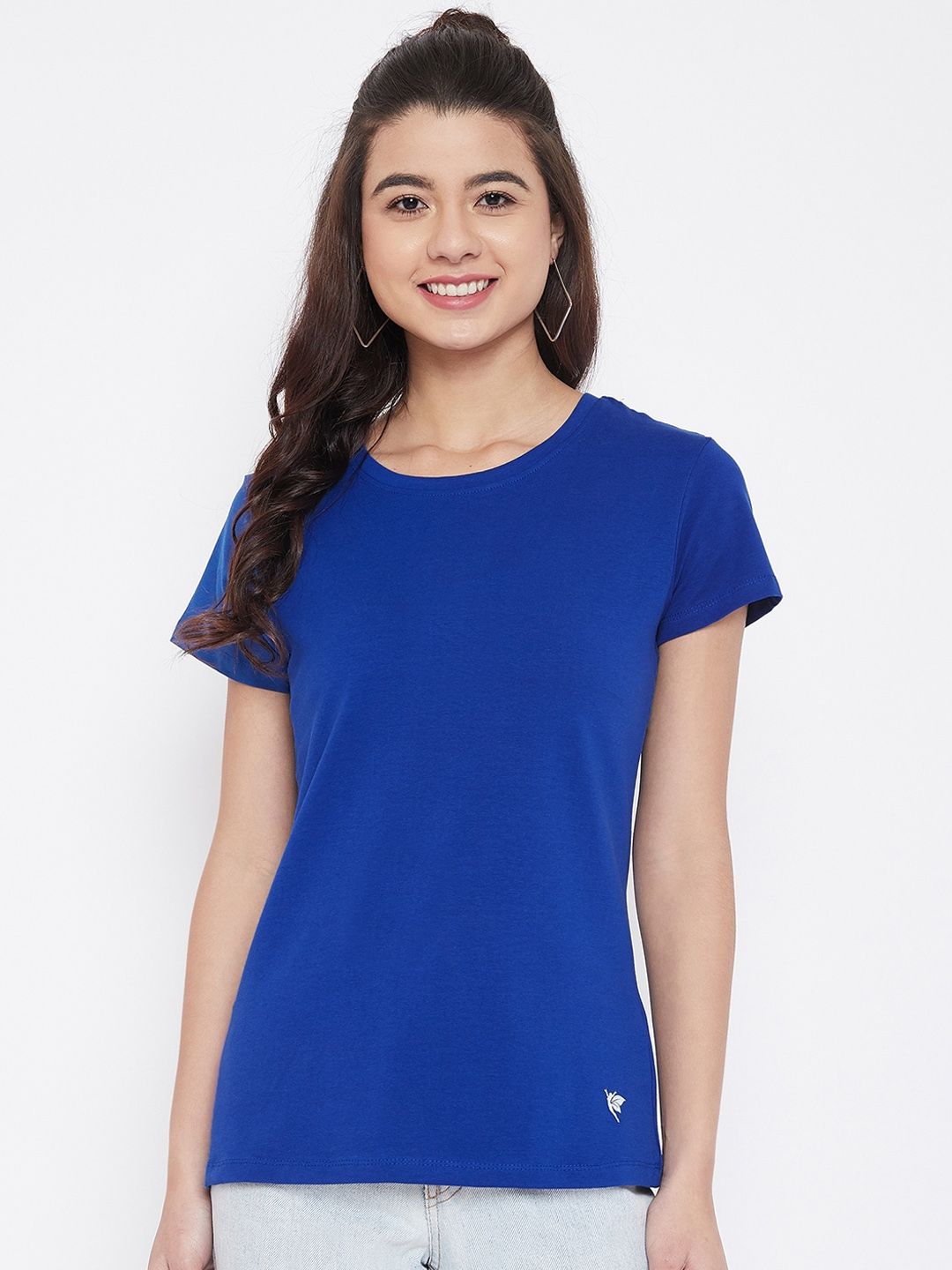 Camey Women Blue Solid Round Neck T-shirt