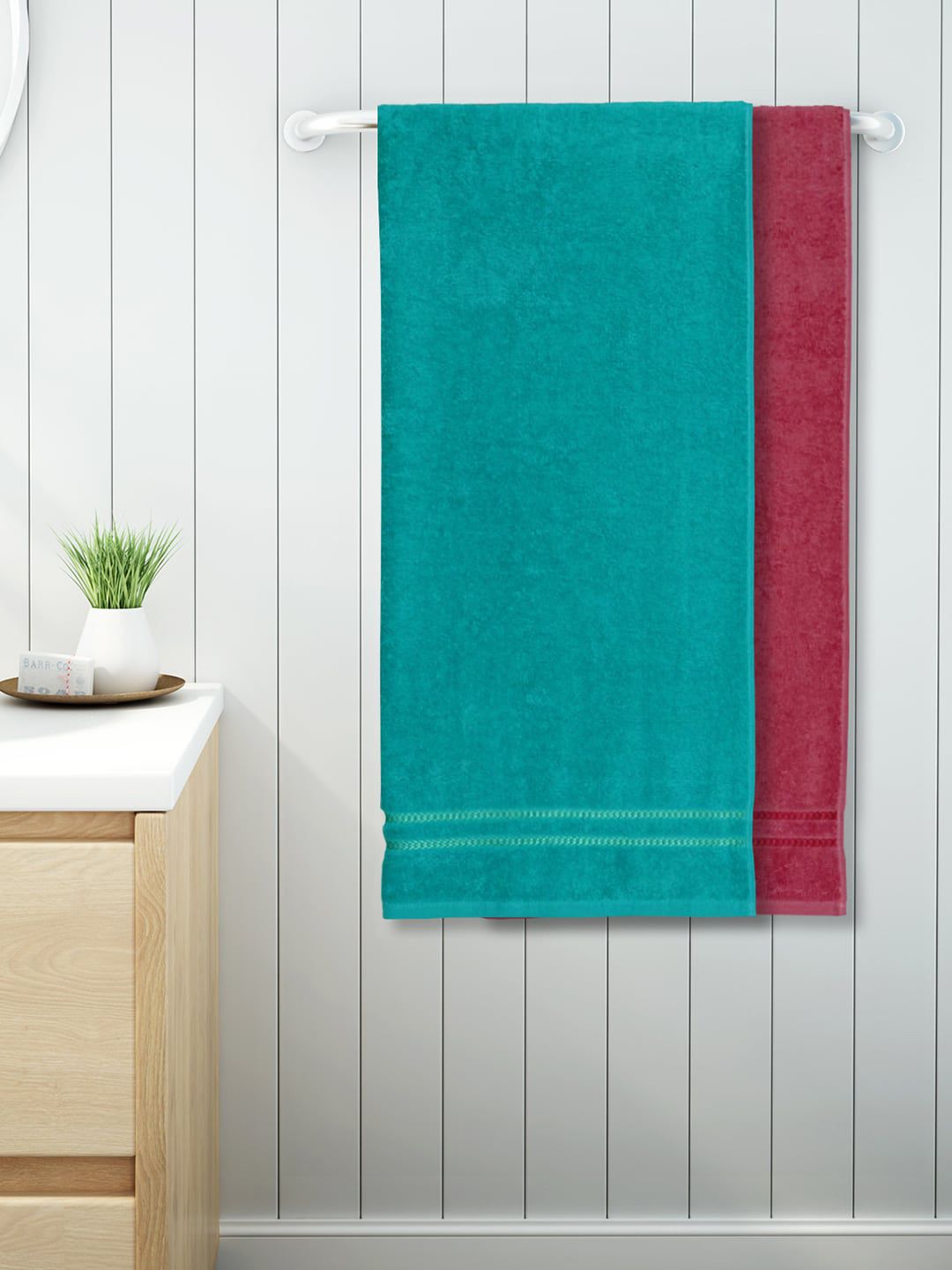 CORE Designed by SPACES Set Of 2 Sea Green & Coral Pink Solid 380 GSM Bath Towels Price in India