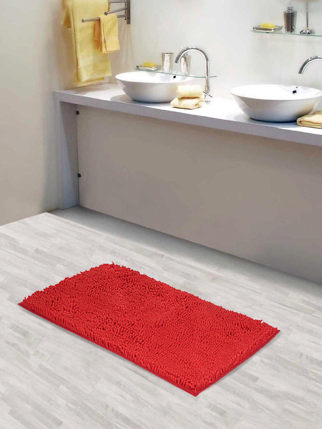 Lushomes Red Textured 2200 GSM Anti-Skid Bath Rug Price in India