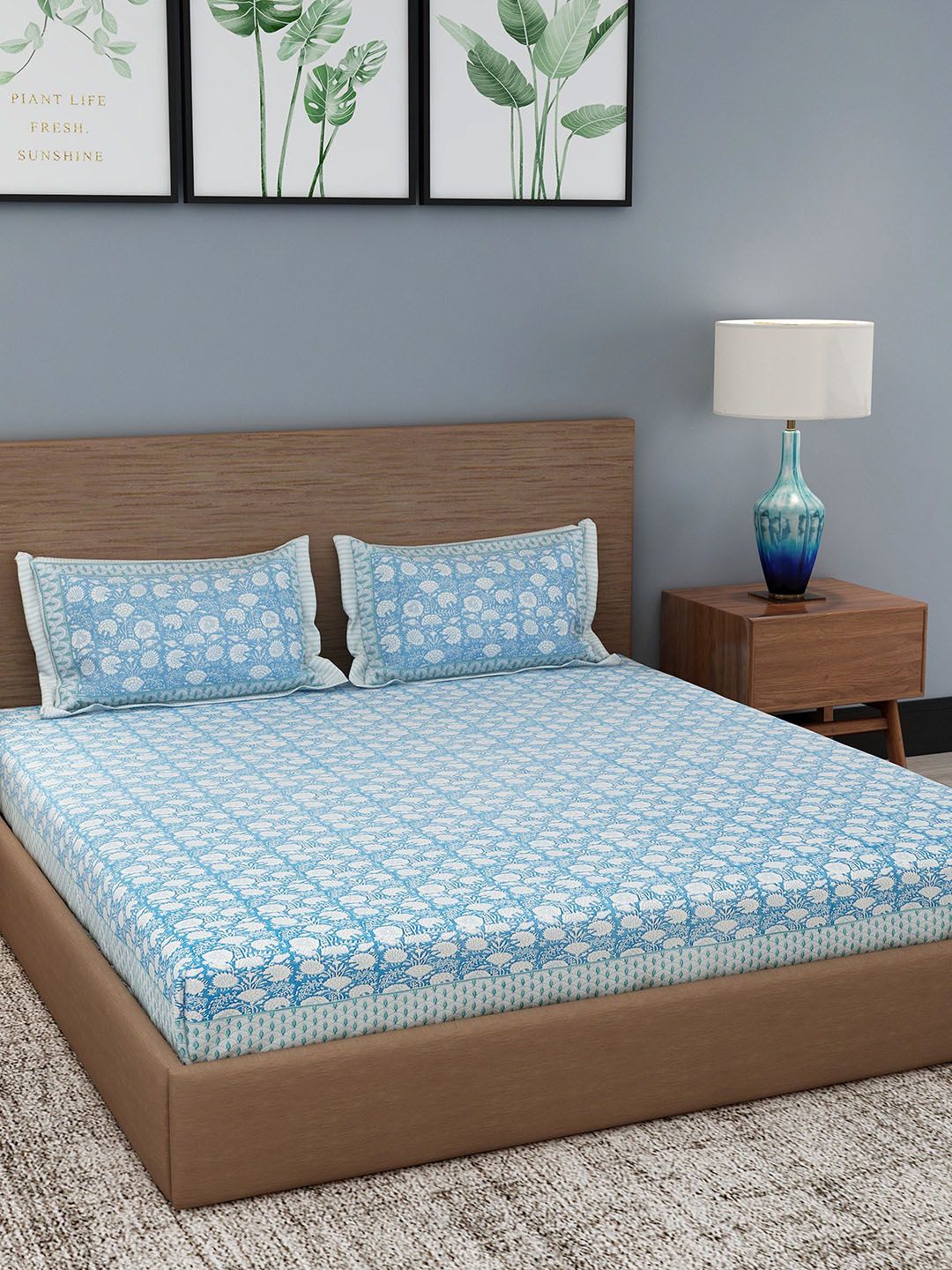 Rajasthan Decor Turquoise Blue & White Abstract 180 TC Cotton 1 King Bedsheet with 2 Pillow Covers Price in India