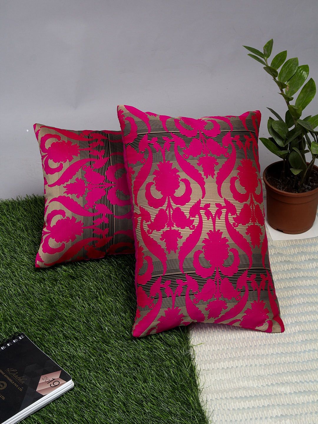 Alina decor Pink & Black Set of 2 Ethnic Motifs Rectangle Cushion Covers Price in India