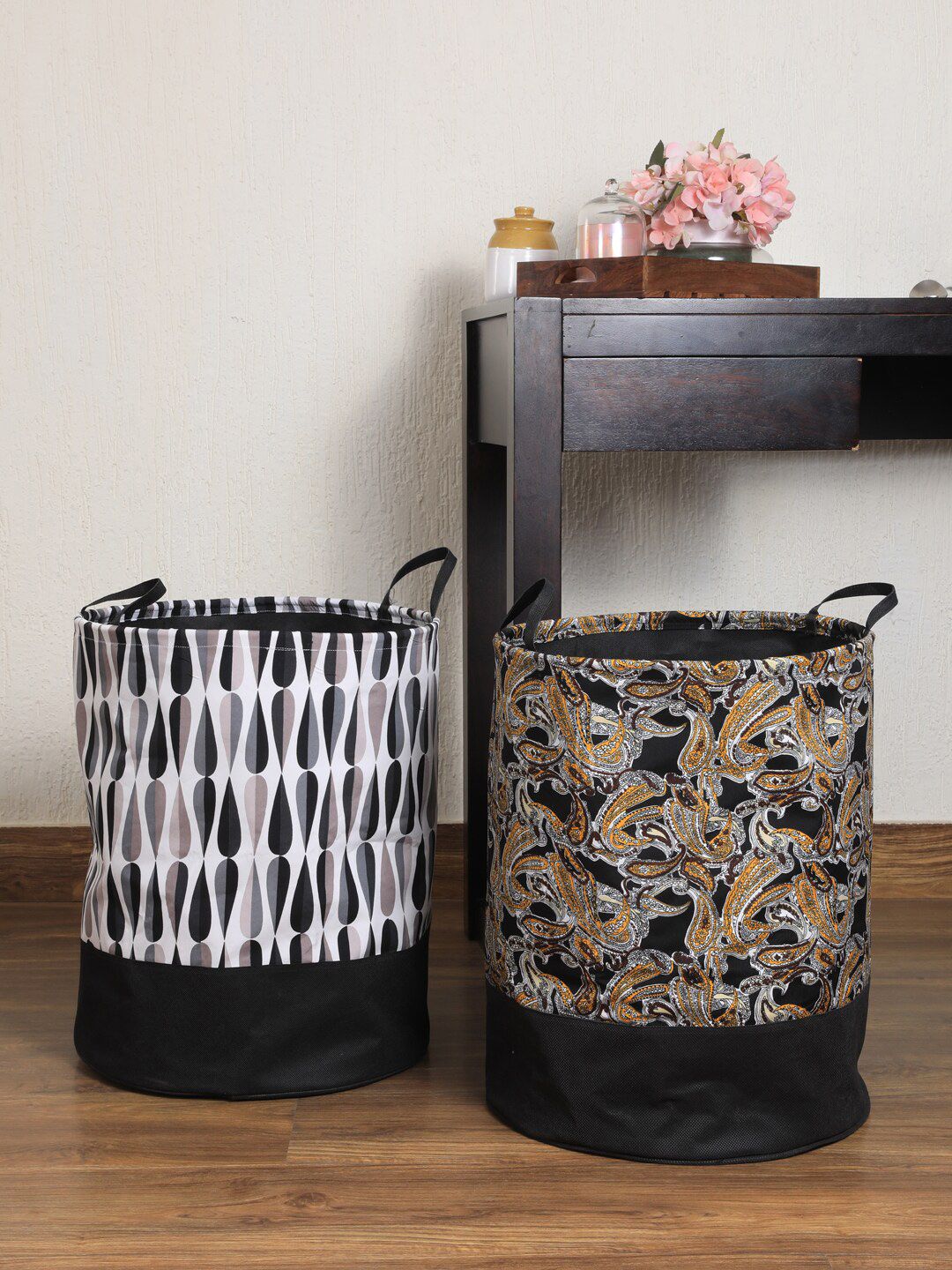My Gift Booth Set Of 2 Black & White Printed Laundry Bags Price in India