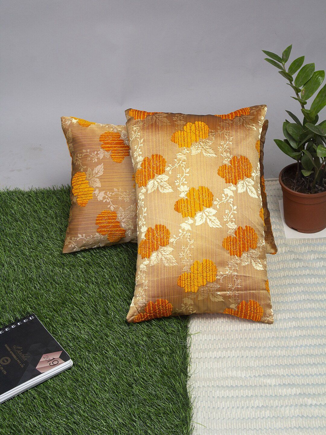 Alina decor Yellow Rectangle Cushion Covers Price in India