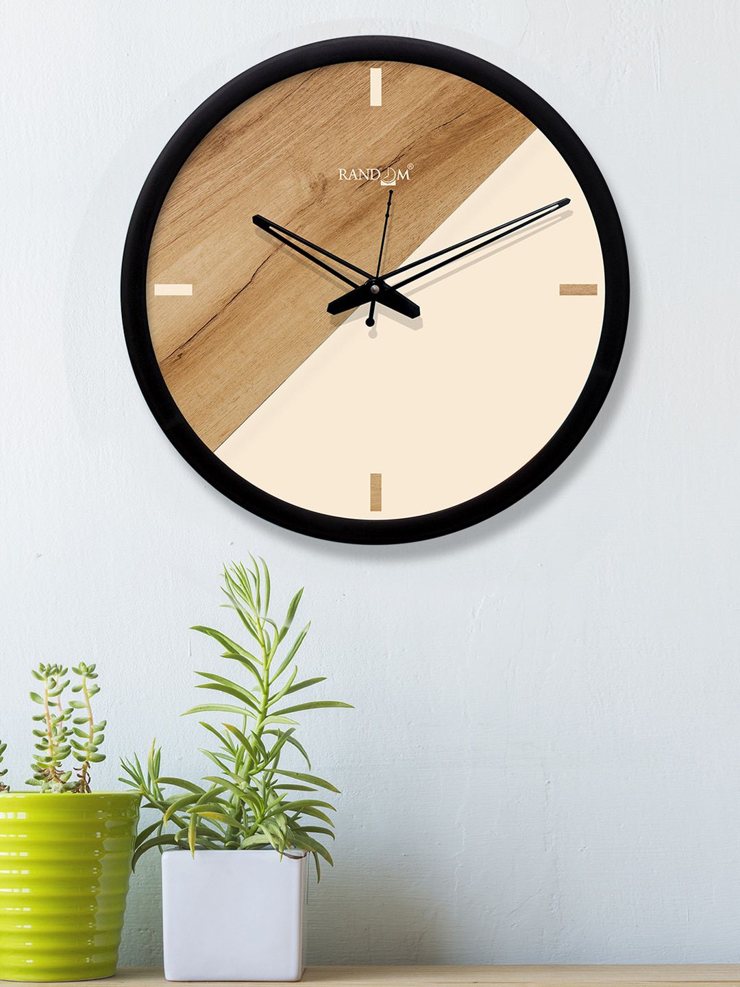 RANDOM Beige & Cream-Coloured Round Colourblocked 30.4 cm Analogue Wall Clock Price in India